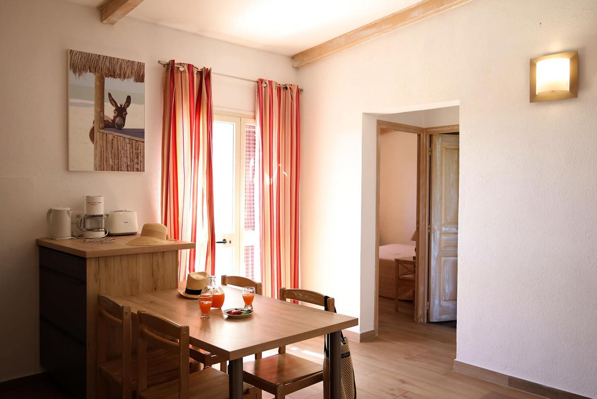 One-Bedroom Bungalow