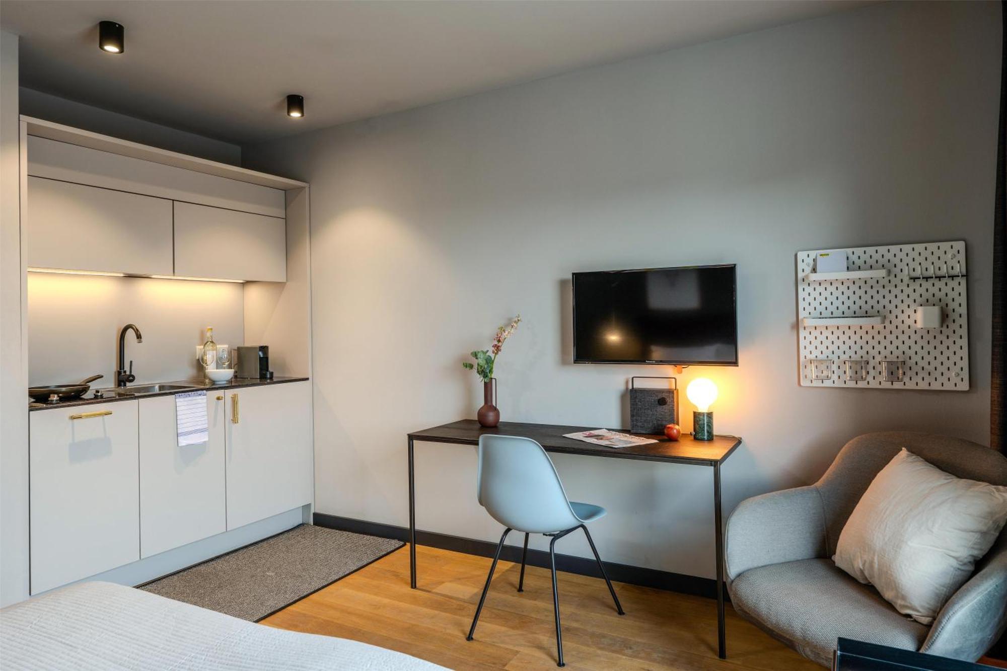 Smart Plus Apartment Queen Bed Kitchen Terrace
