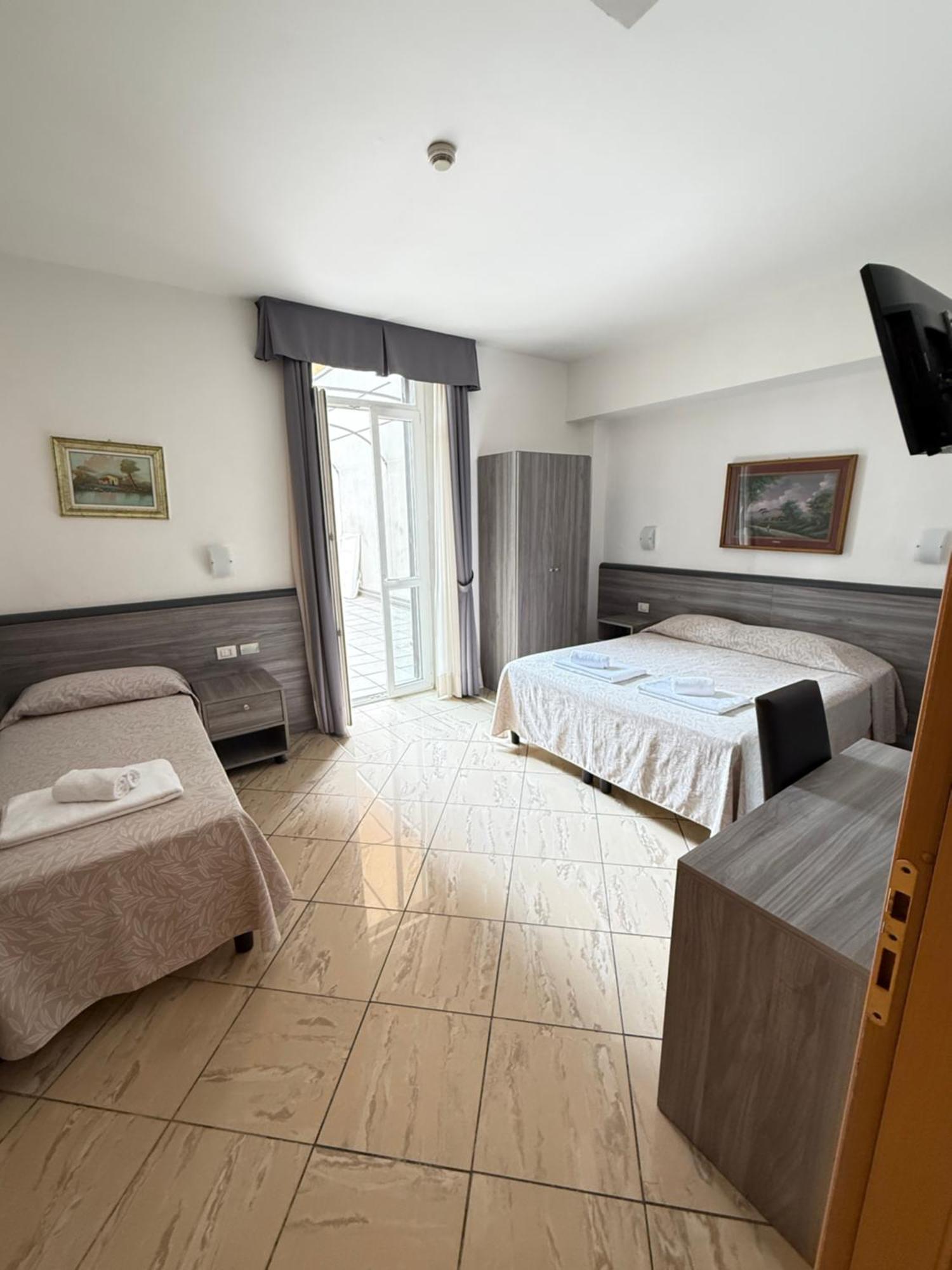 Triple Room Terrace