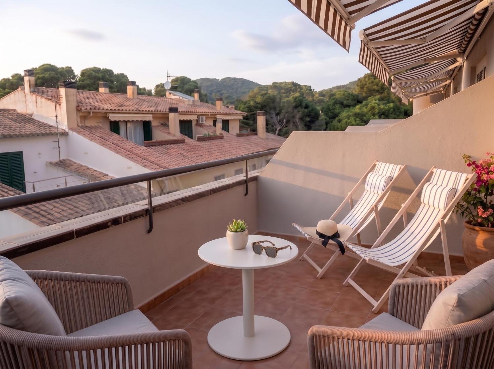 Double or Twin Room Terrace