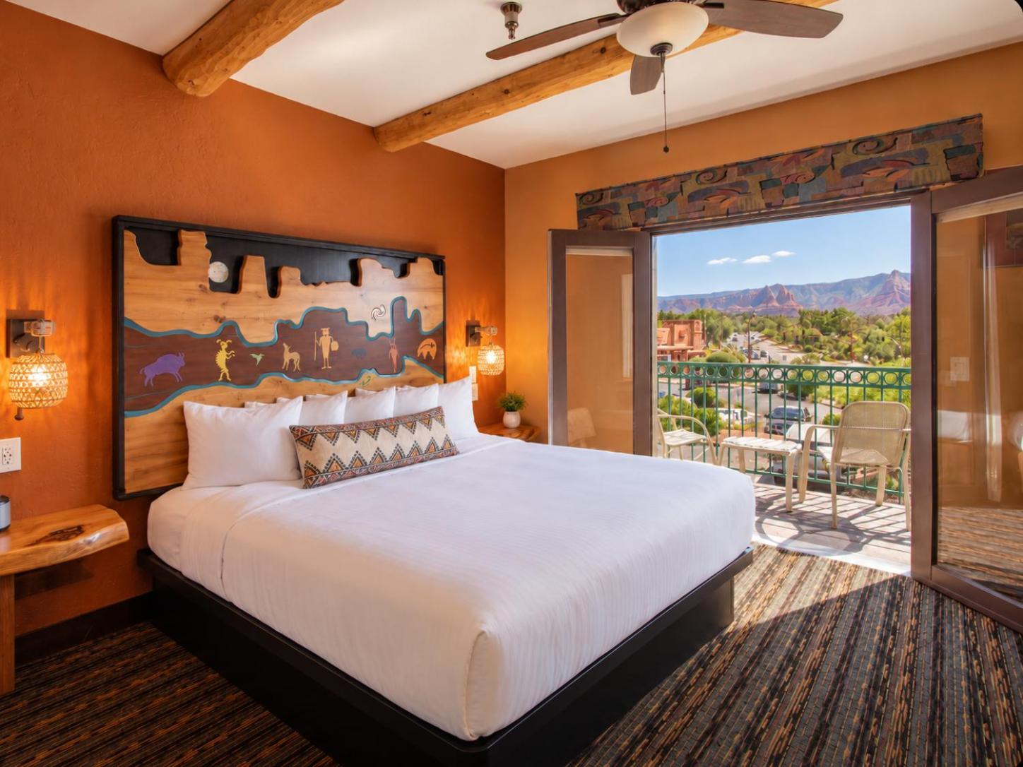 Panoramic Sedona King Suite