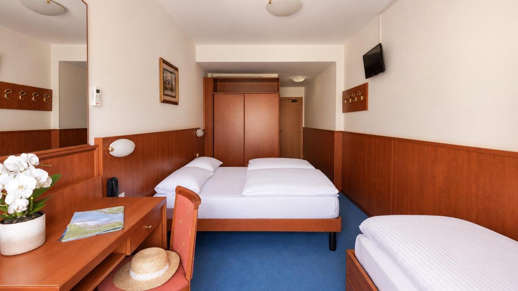 Family Triple Room