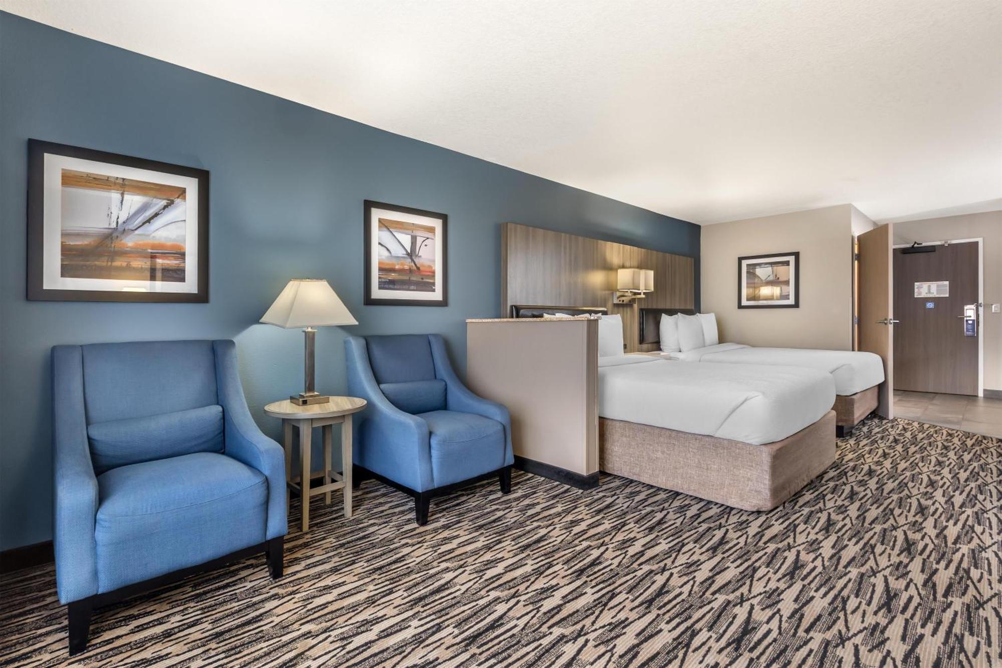 Queen Room Two Queen Beds