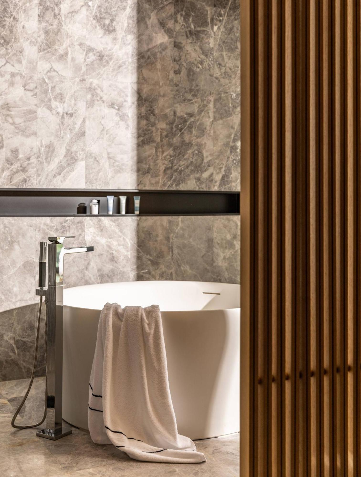 The Level Premium Room