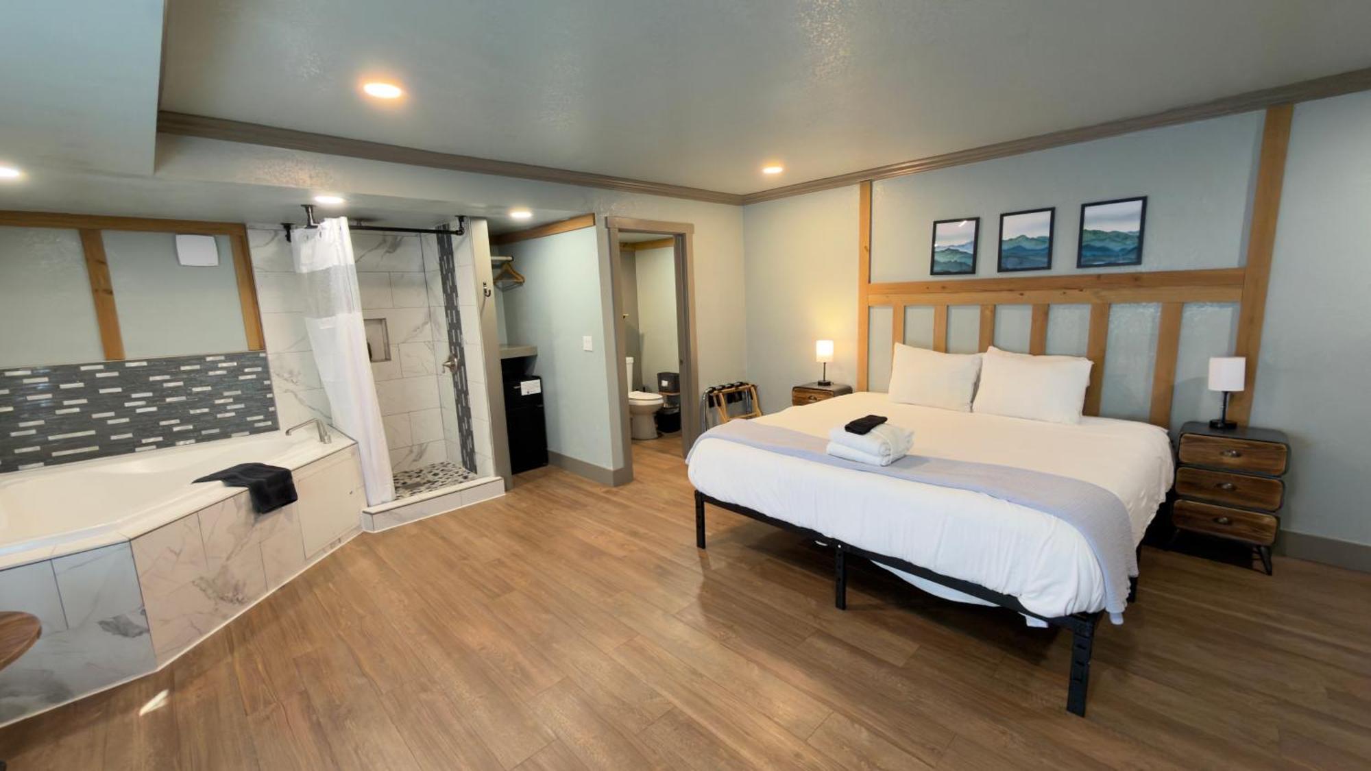 King Room Spa Bath