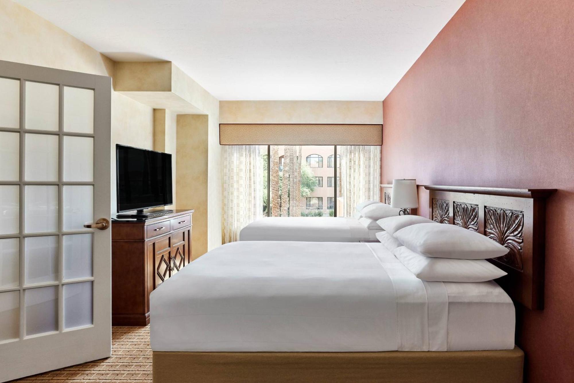 One-Bedroom 2 Double Bed Suite