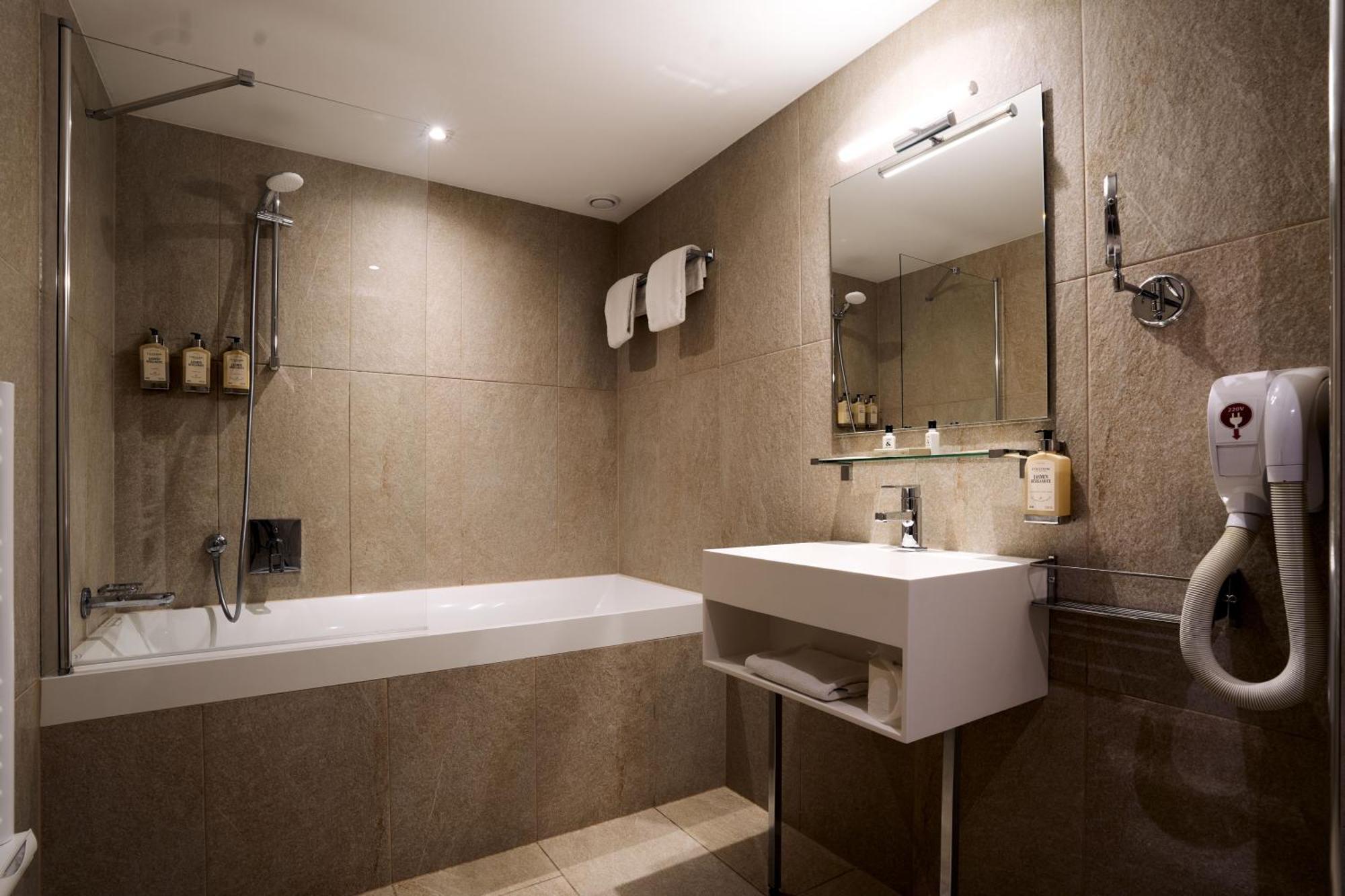 Superior Double Room Street View