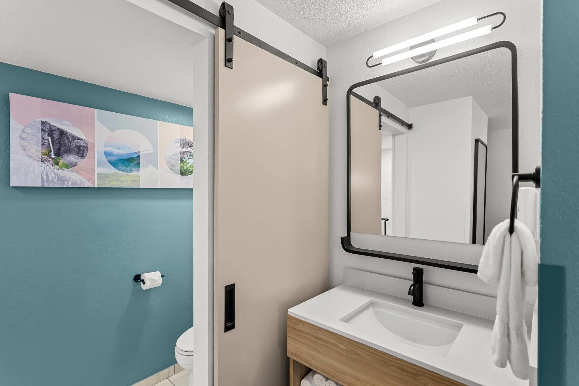 Double Room Two Double Beds Non-Smoking