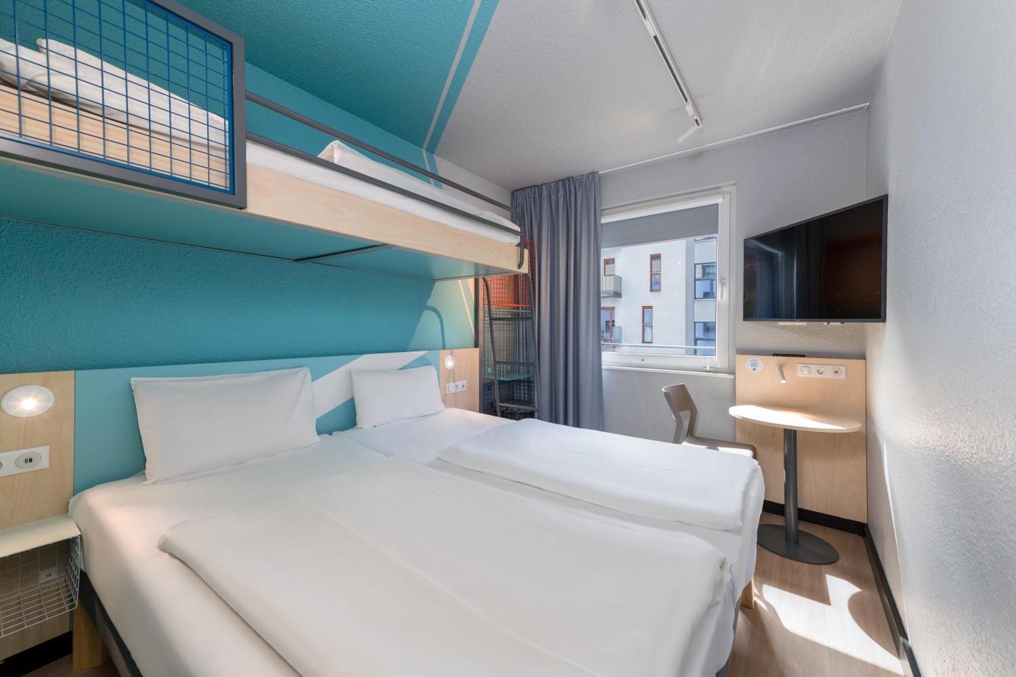 Small triple room a double bed a bunk bed