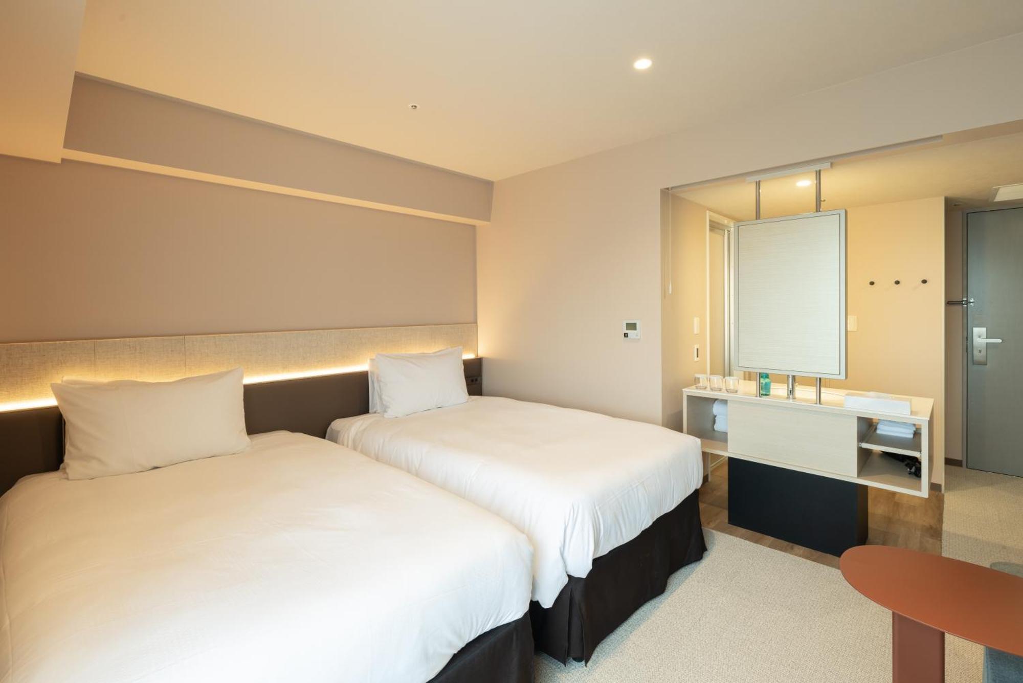 Premier Twin Room Non-Smoking