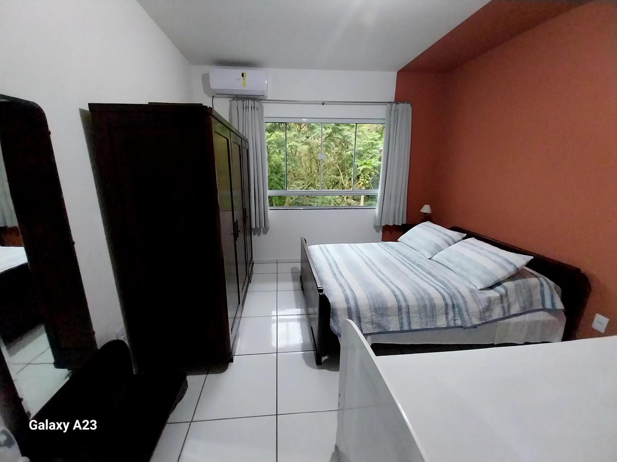 One-Bedroom Apartment River View