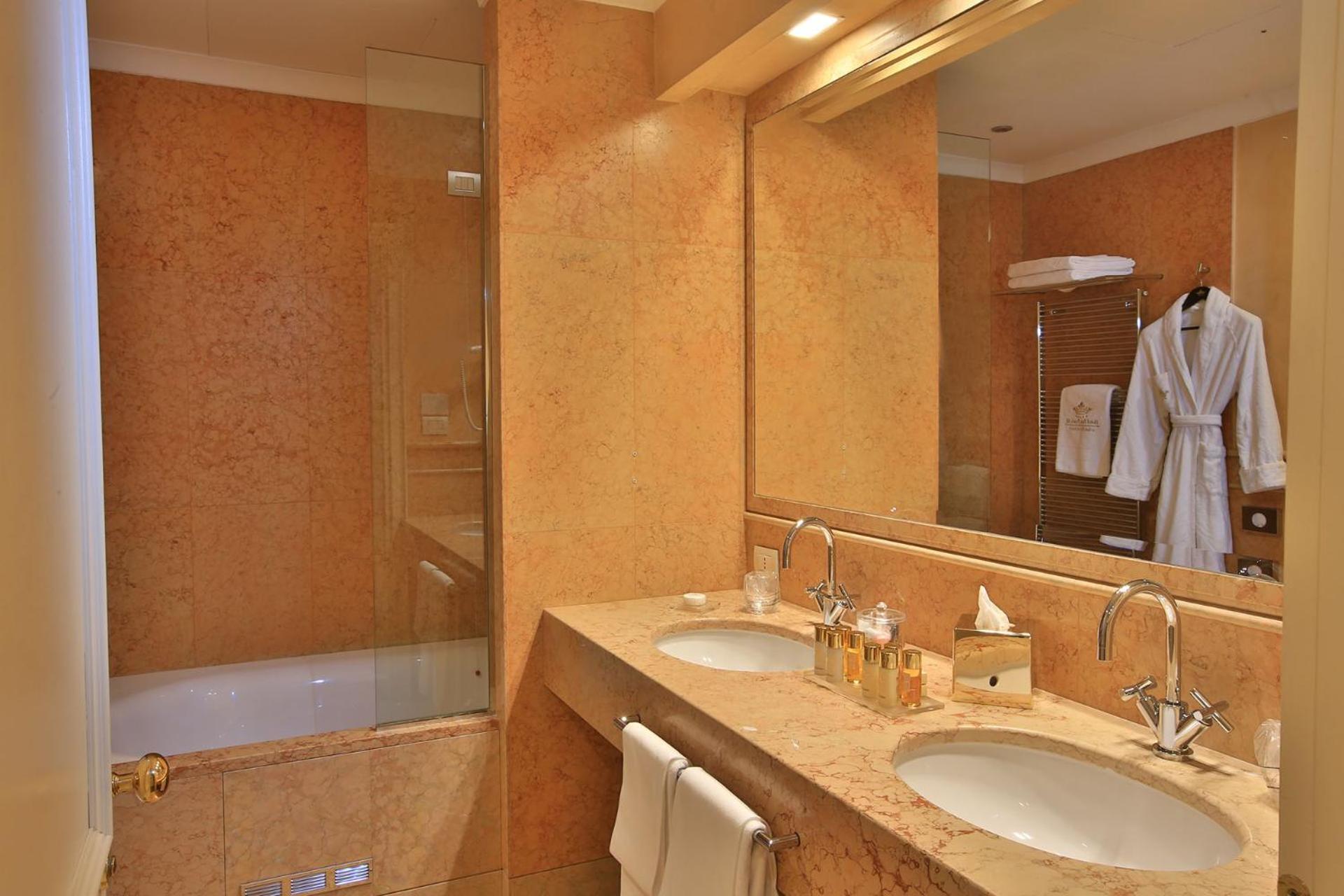 Deluxe Junior Suite