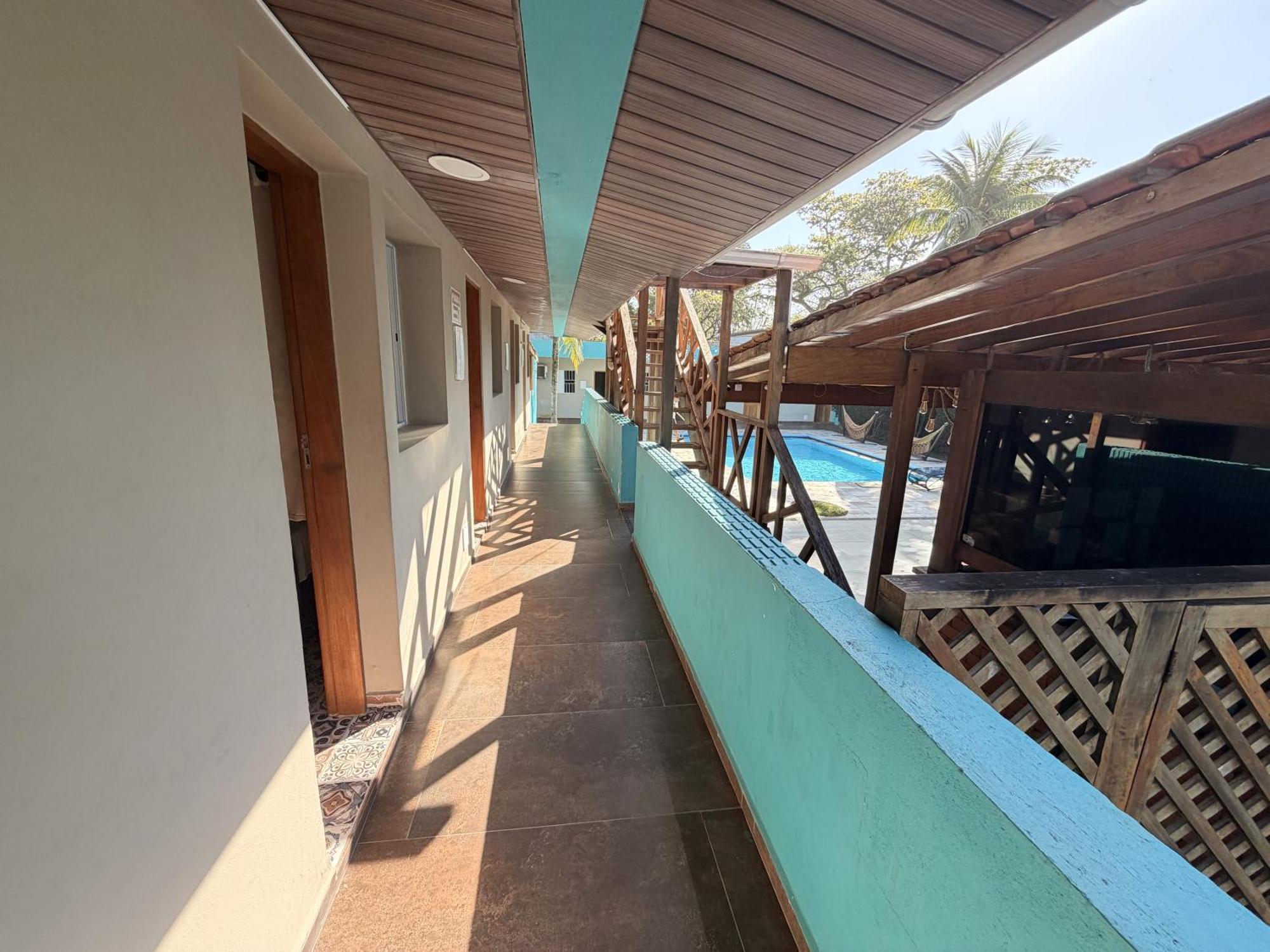 Suite Pool View