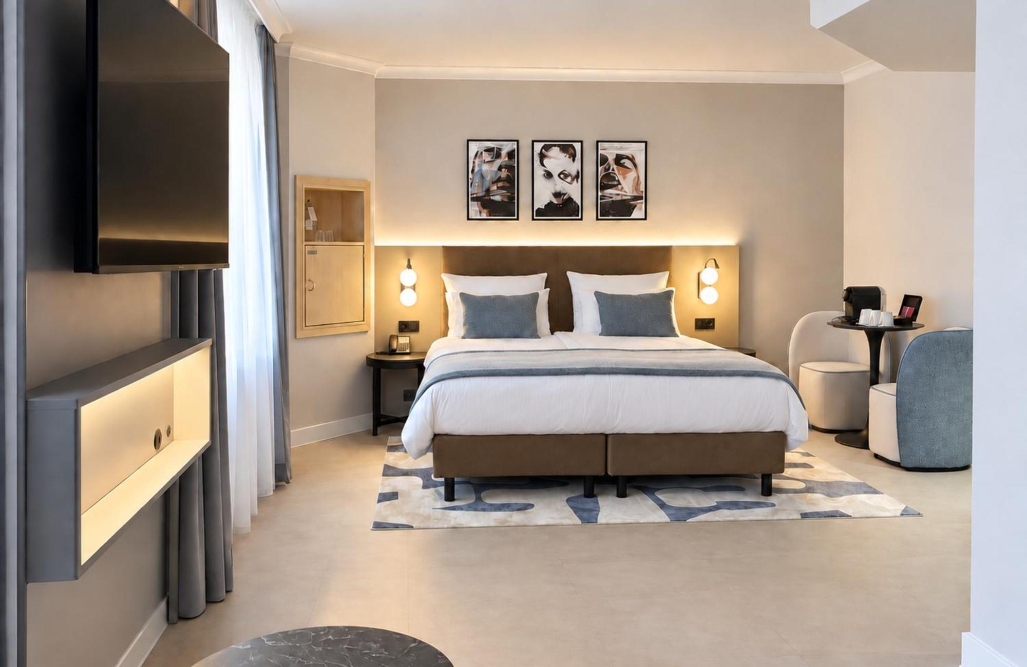 Executive Room