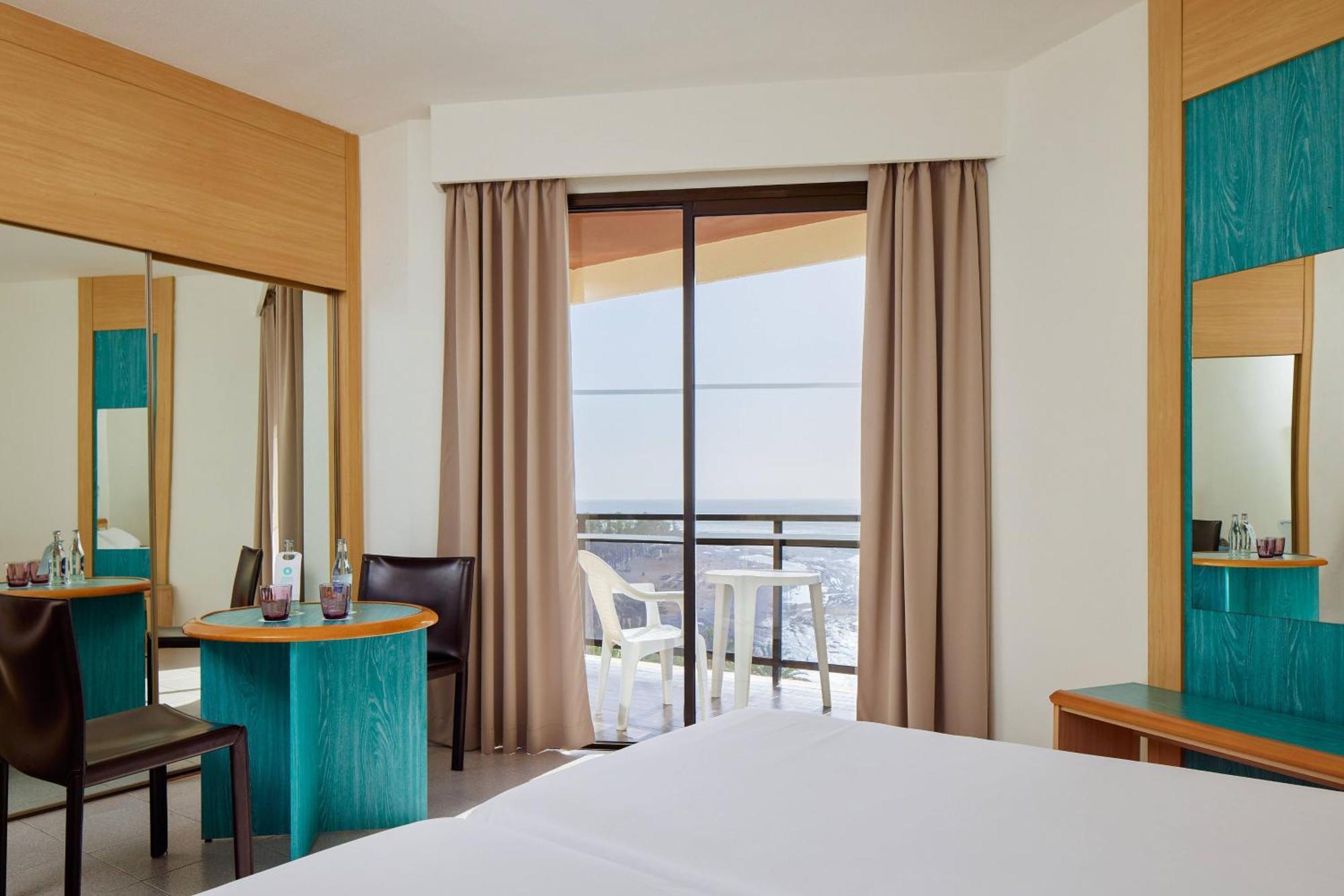Standard Room Front Sea View