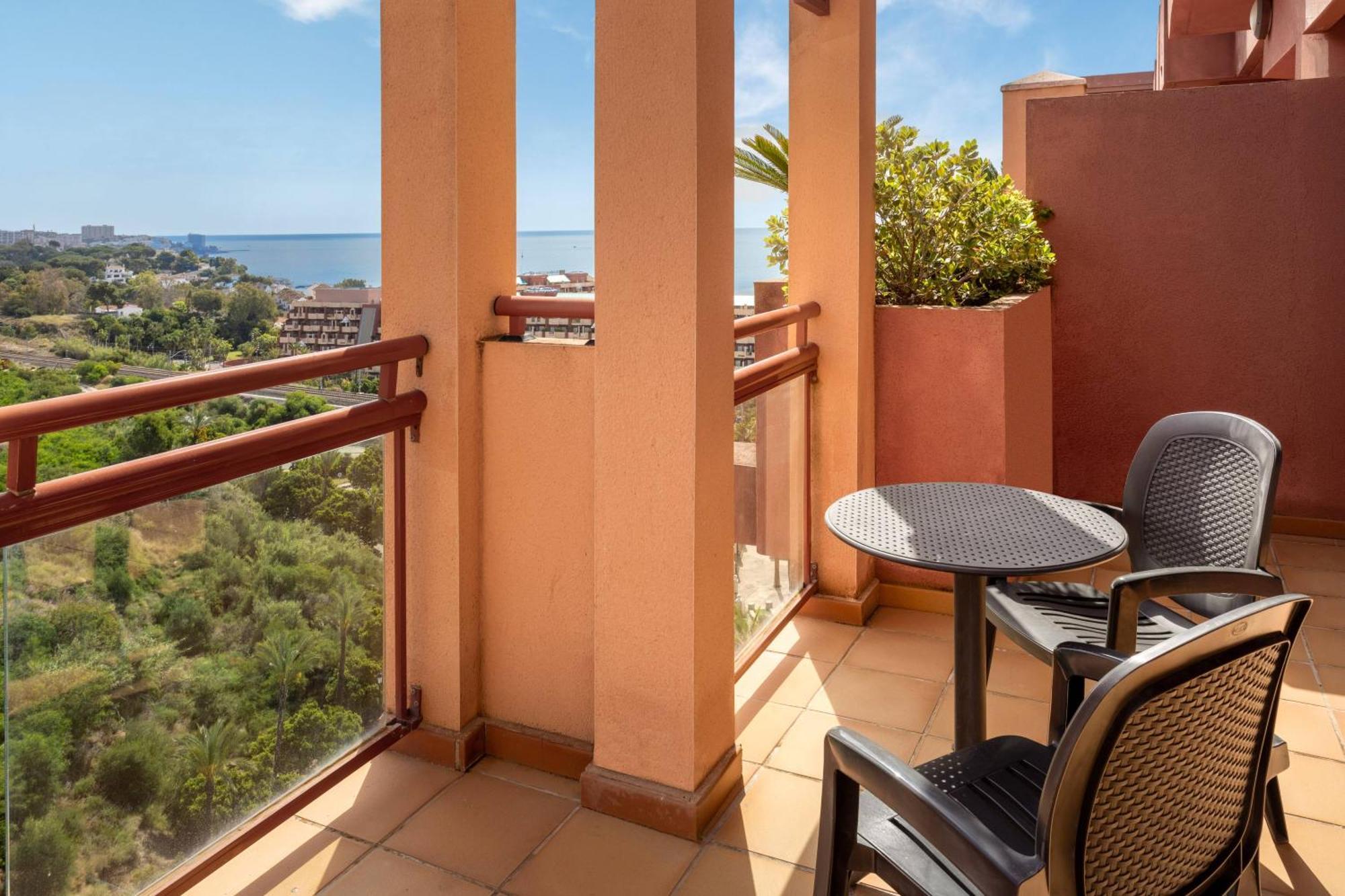 Junior Suite Side Sea View