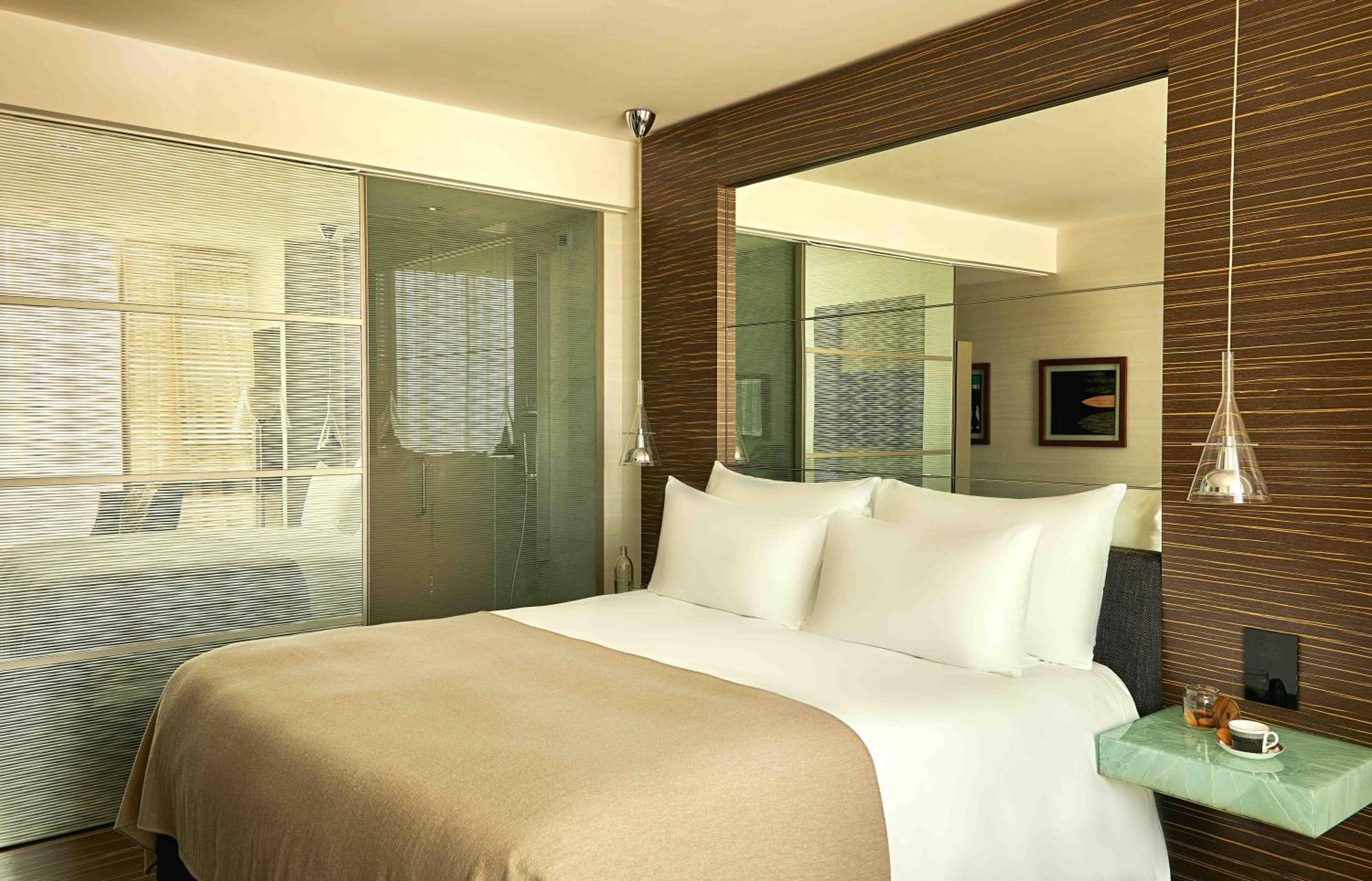 Deluxe Harbour View Room