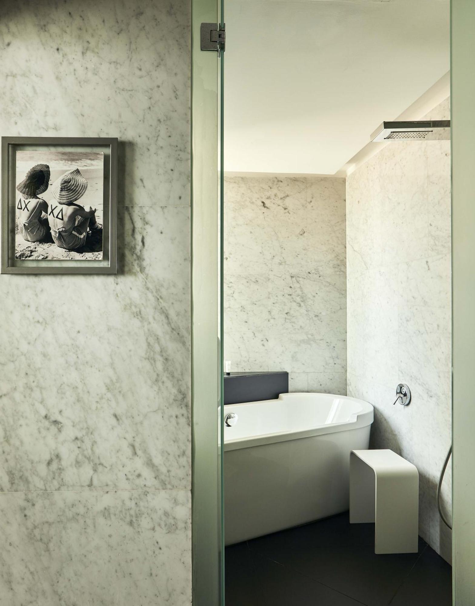 Harbour View Junior Suite