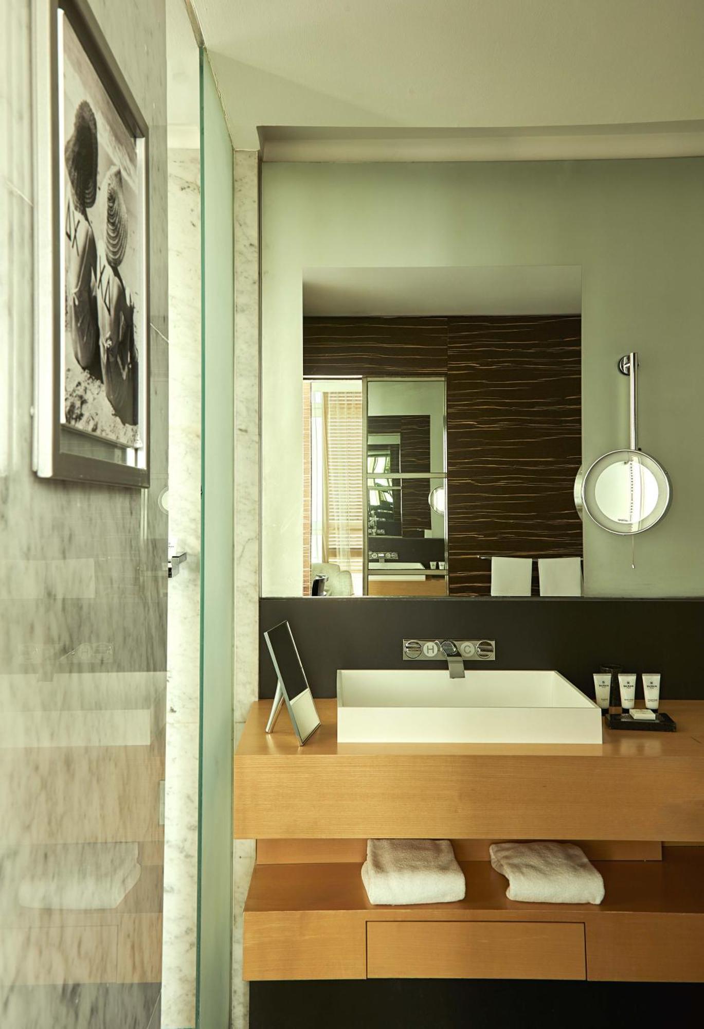 Harbour View Junior Suite