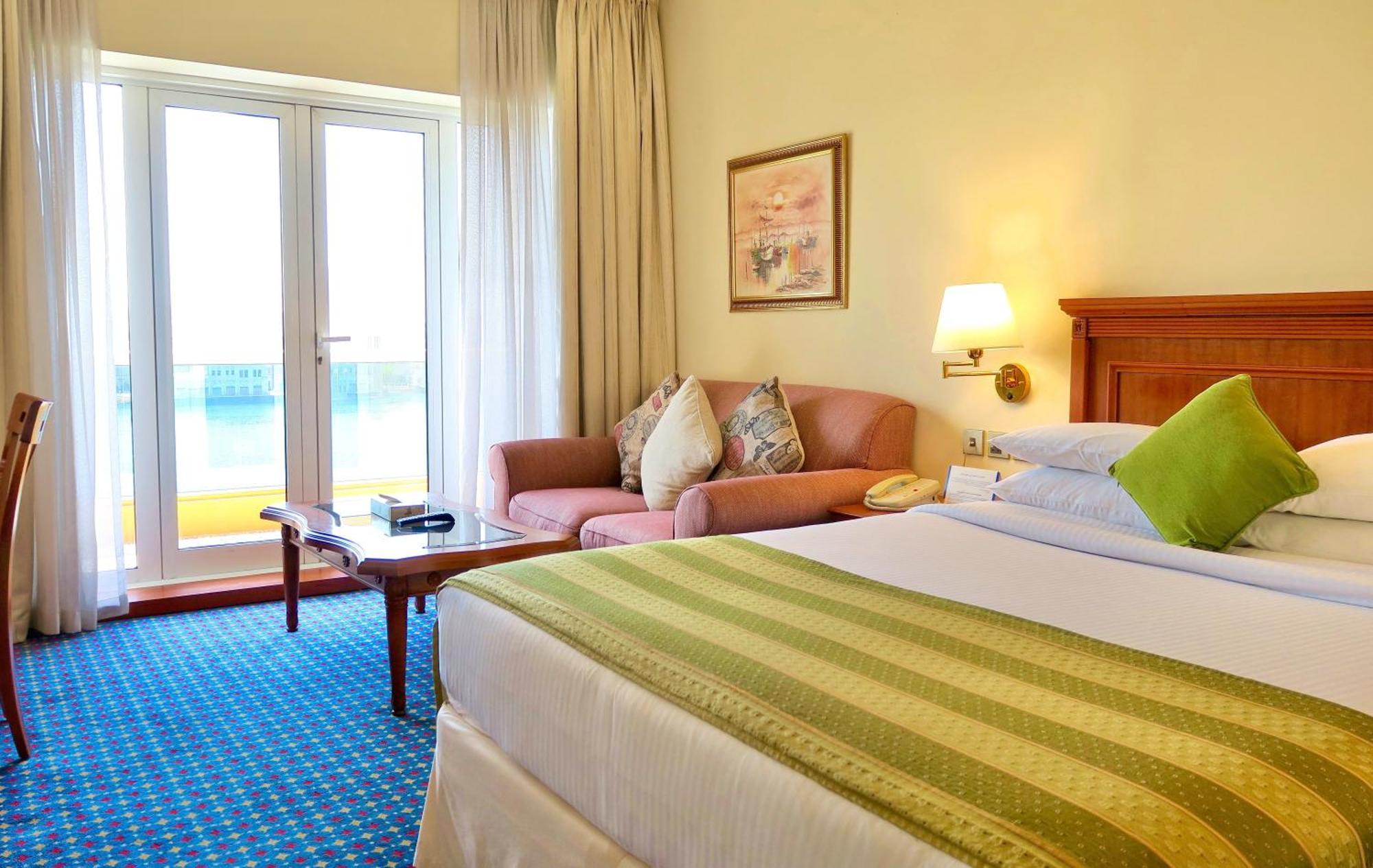 Standard Double Bed-Creek View Balcony Shuttle Bus To Al Mamzar Beach