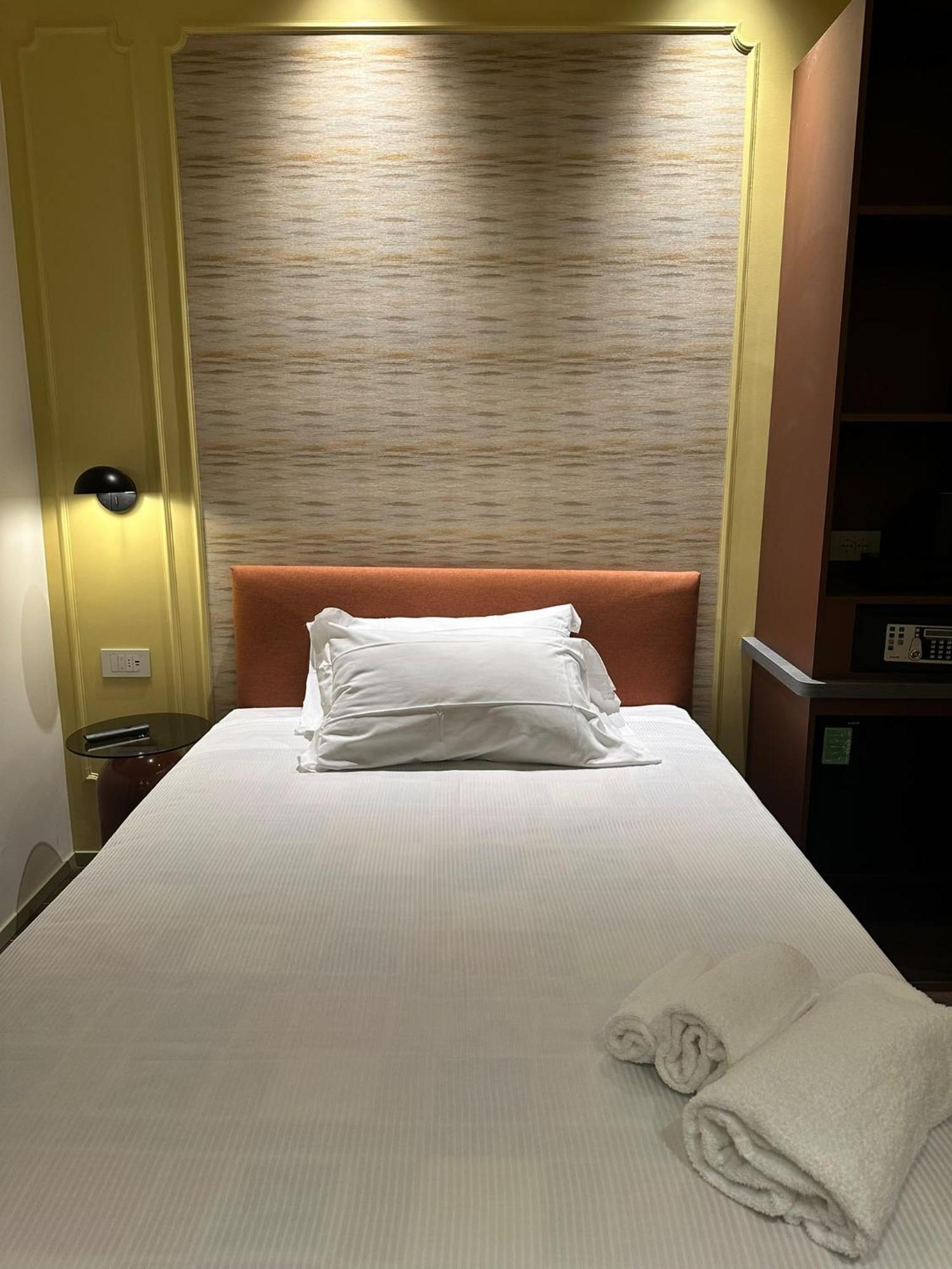 Superior Single Room