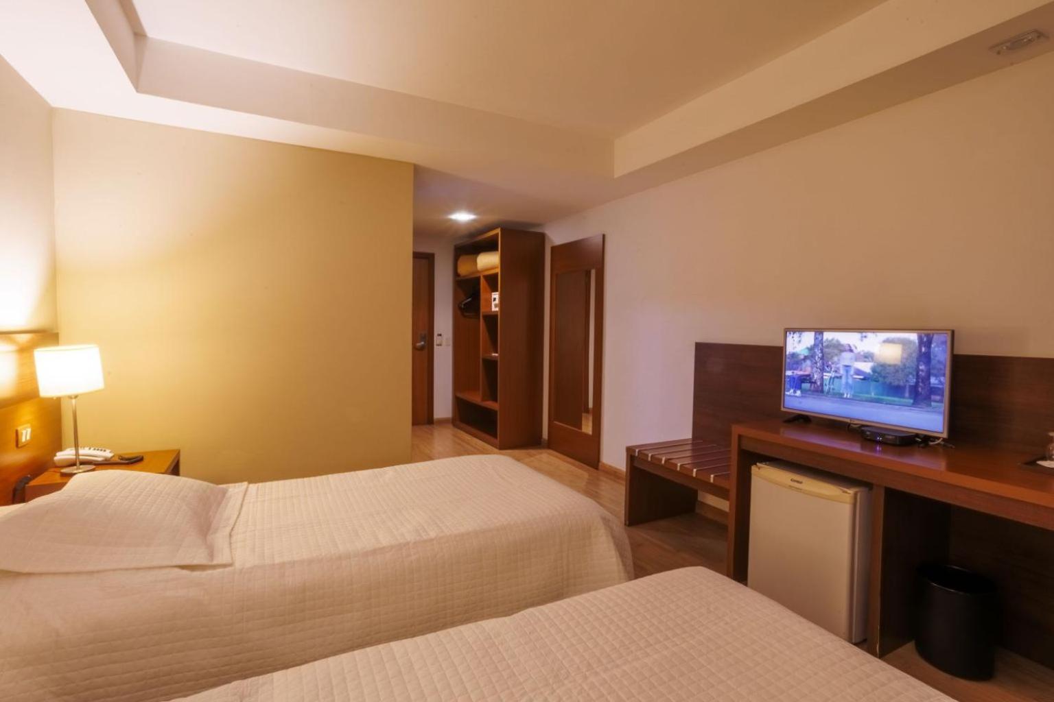 Deluxe Double Room Two Twin Beds