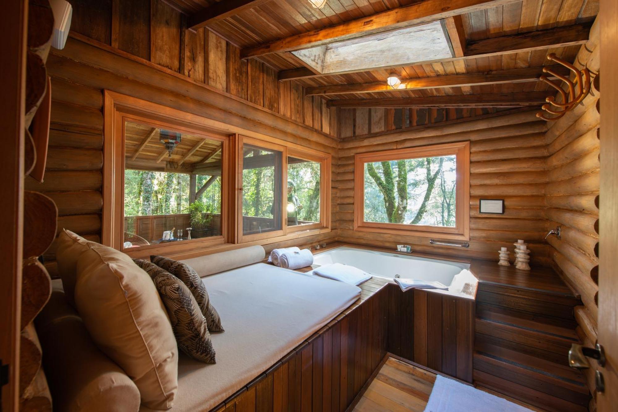 Master Bungalow Sauna