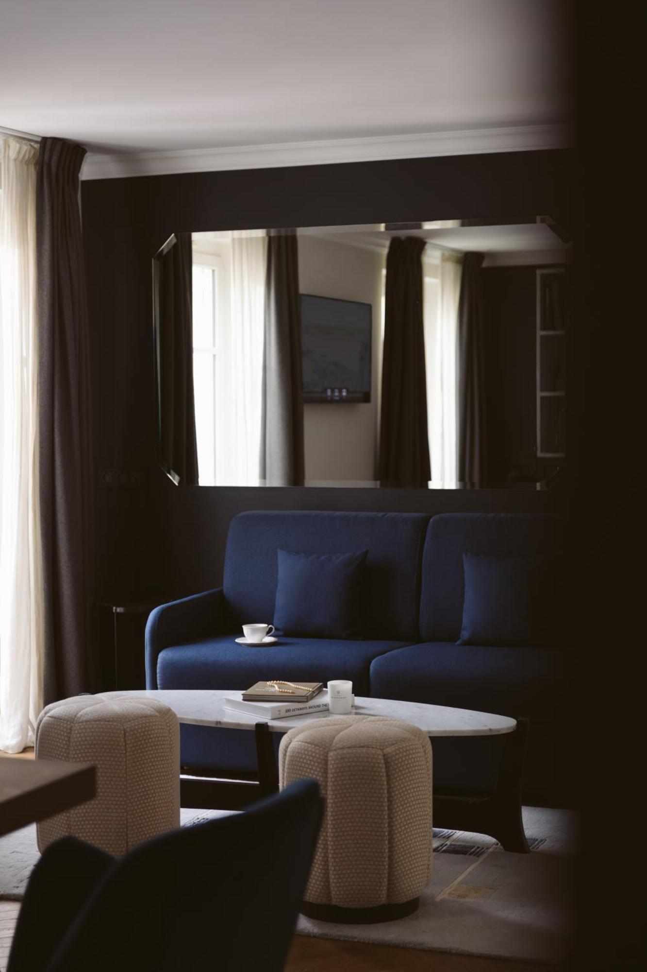 Signature Suite