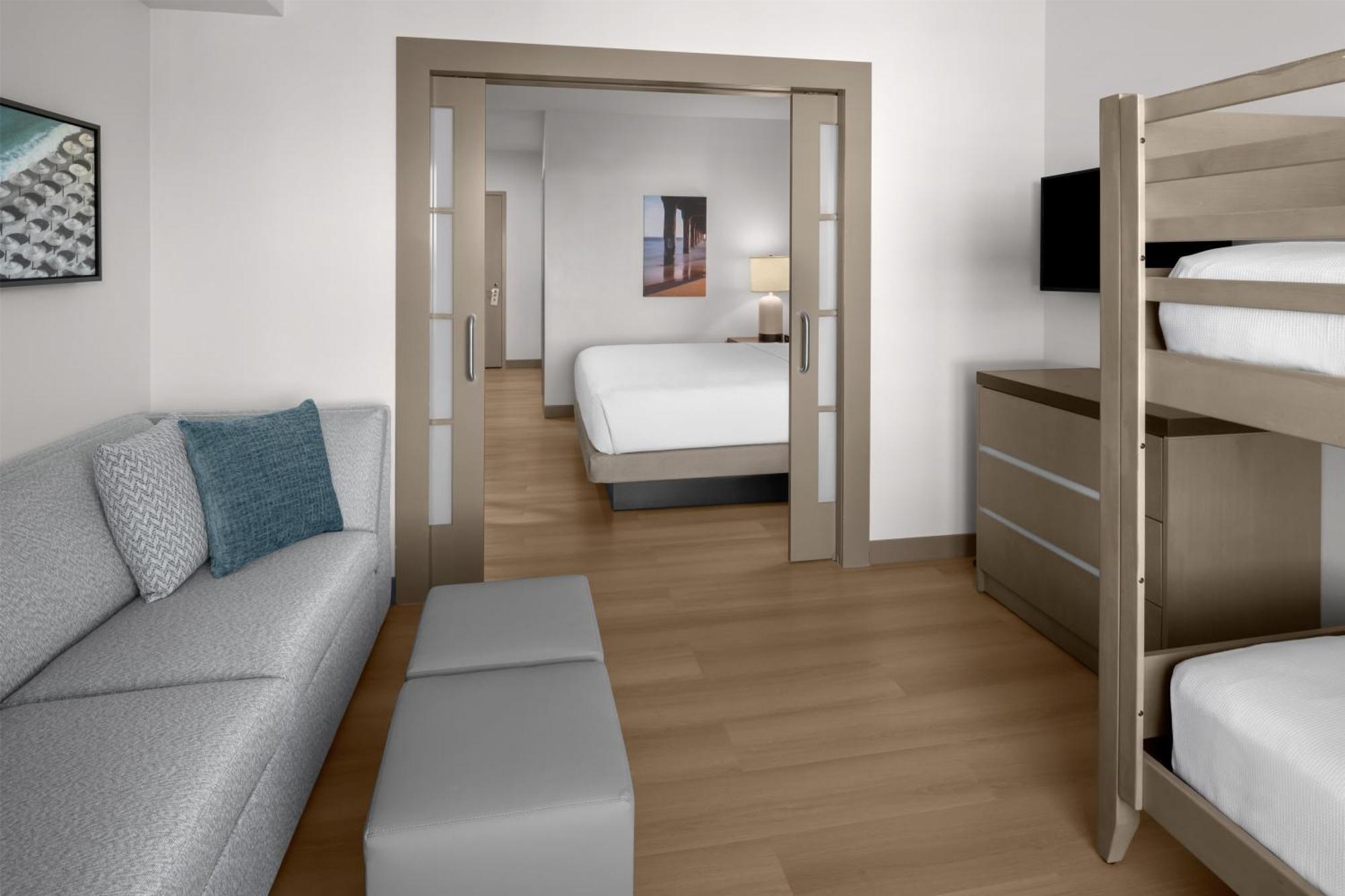 Specialty Family Suite Bunk Beds