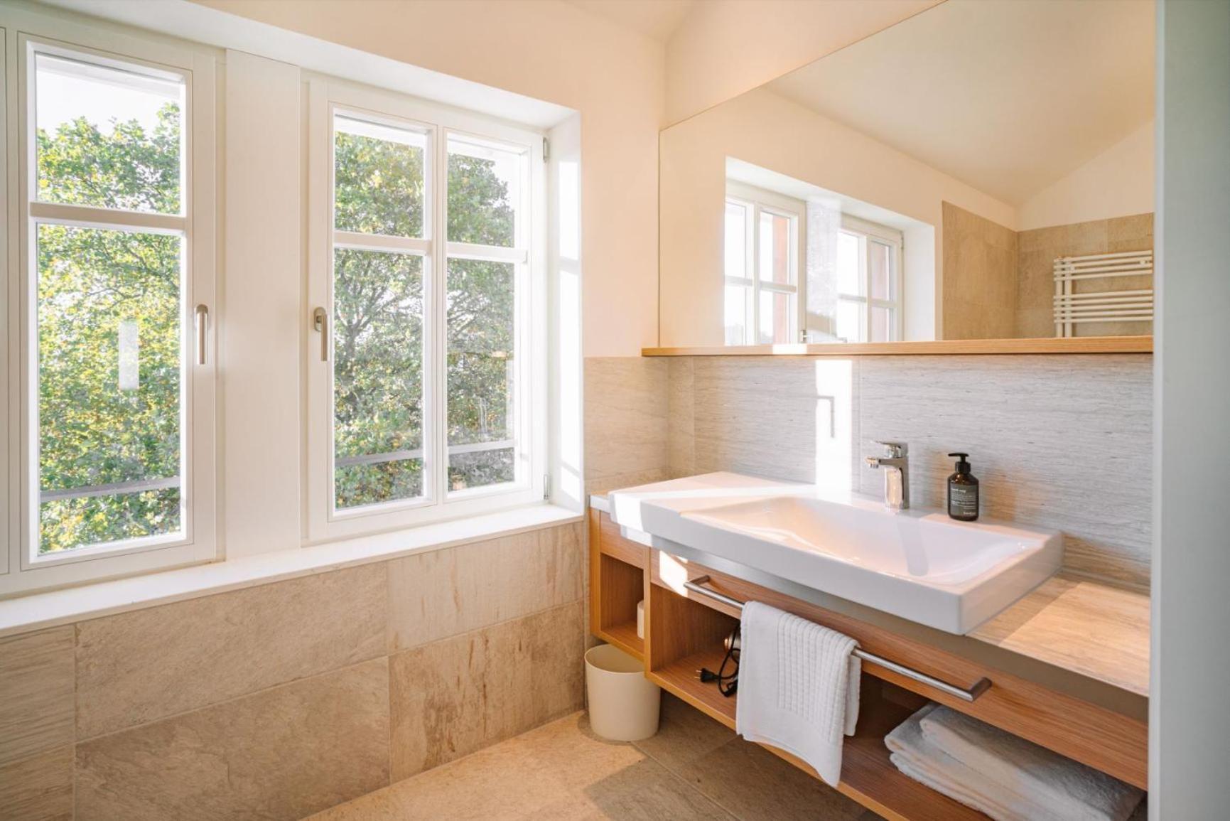 Basic Triple Room