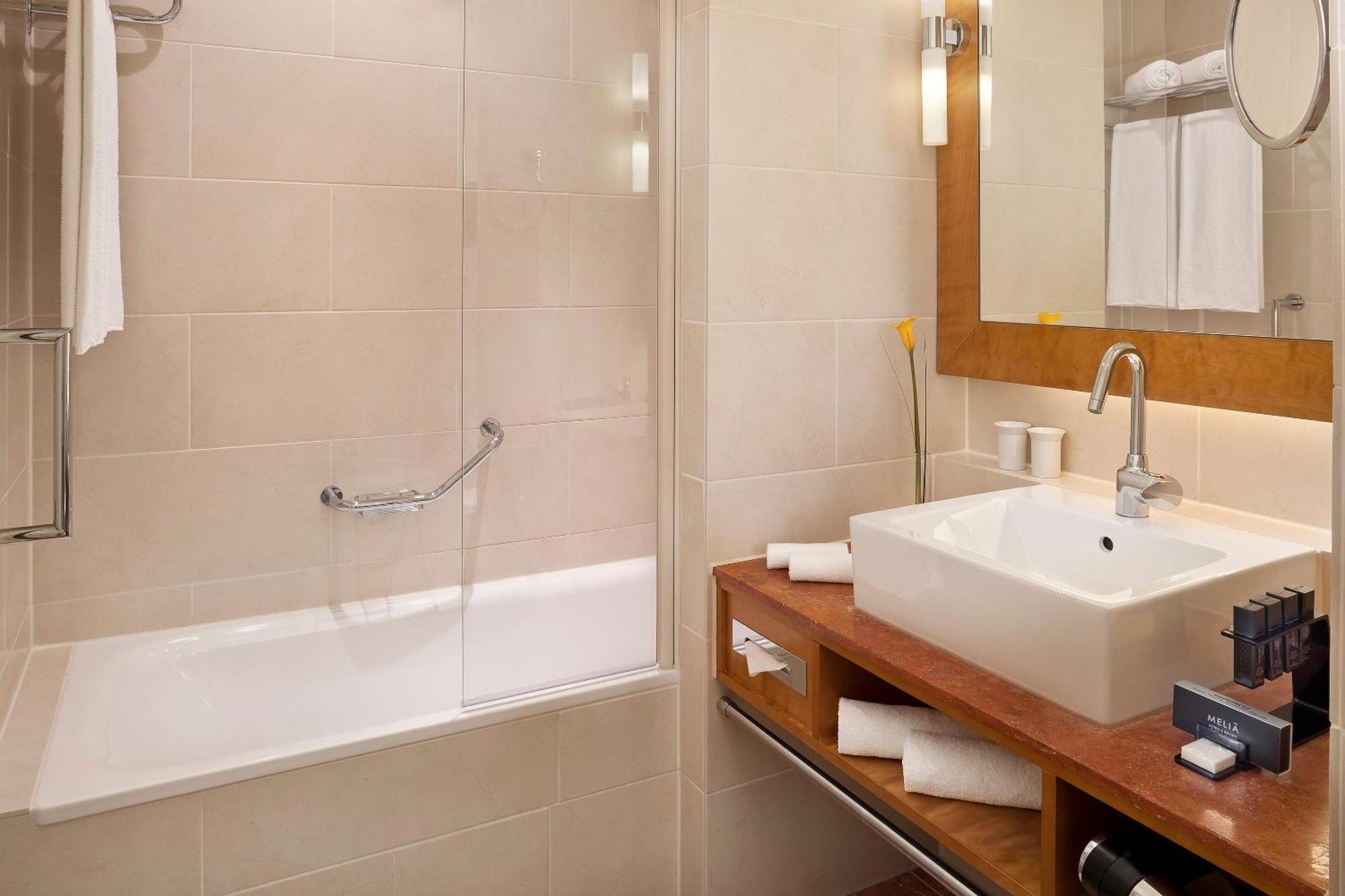 Premium Double Room River View