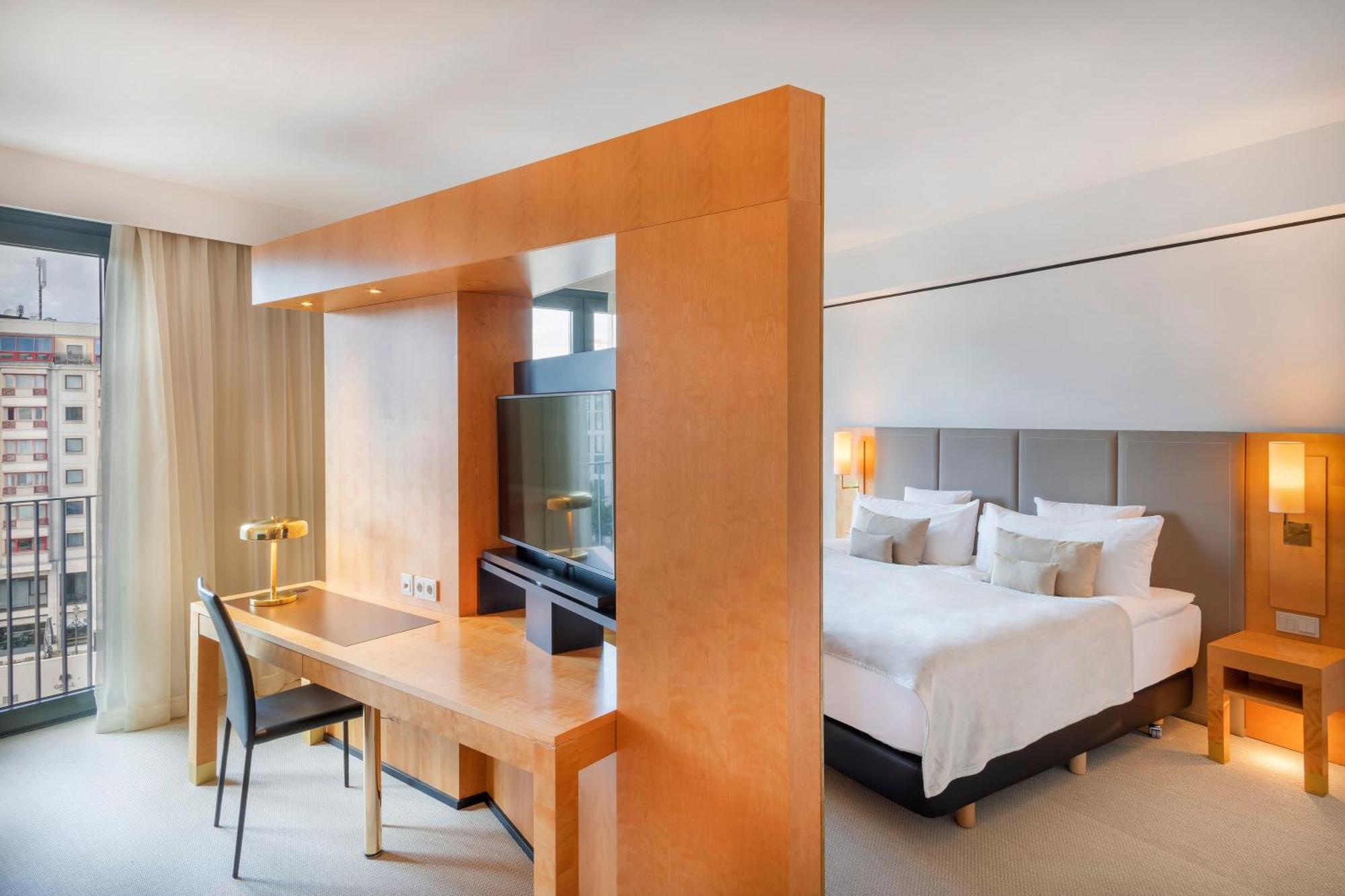 The Level Junior Suite Executive Lounge Access
