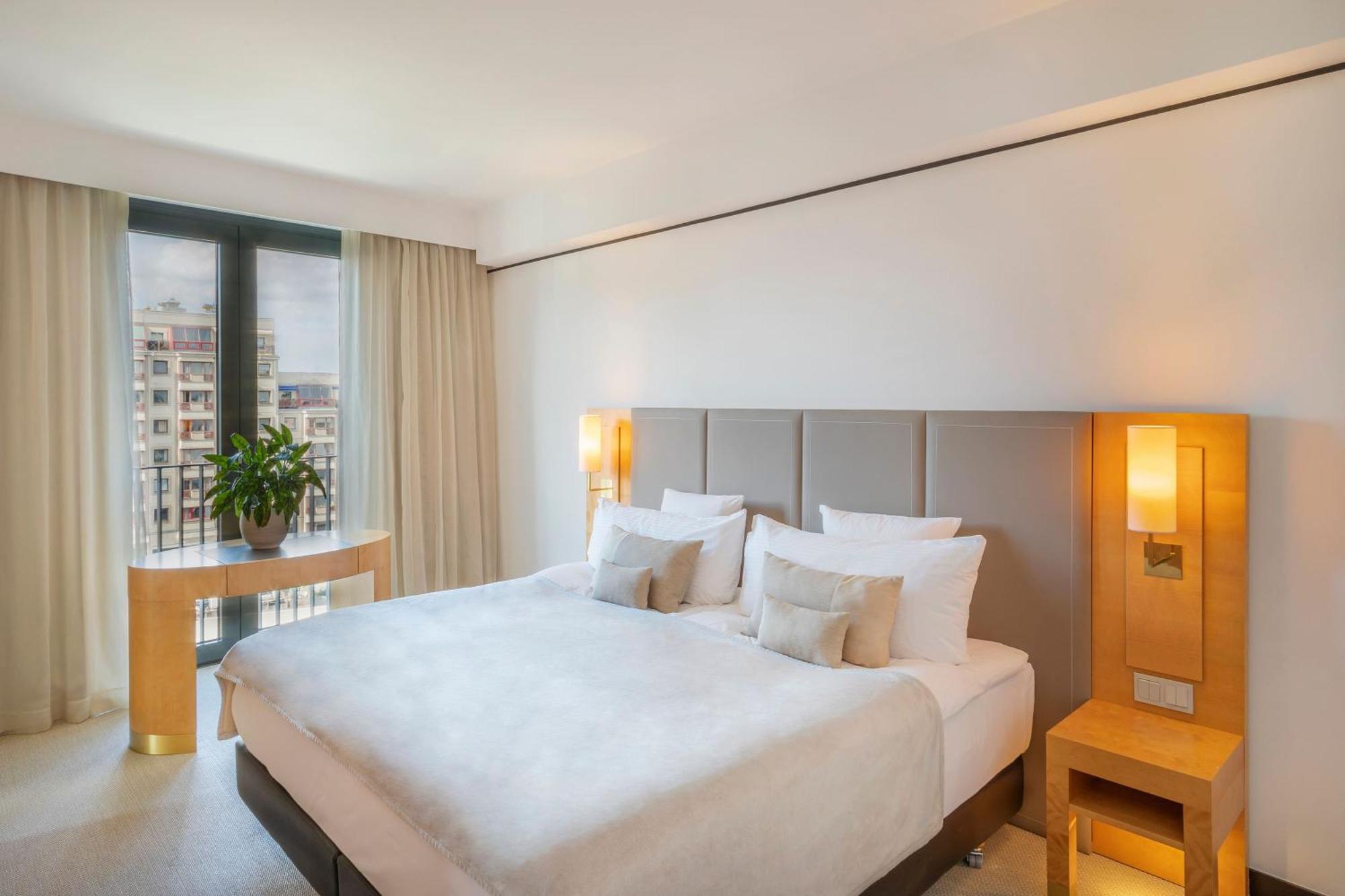 The Level Junior Suite Executive Lounge Access