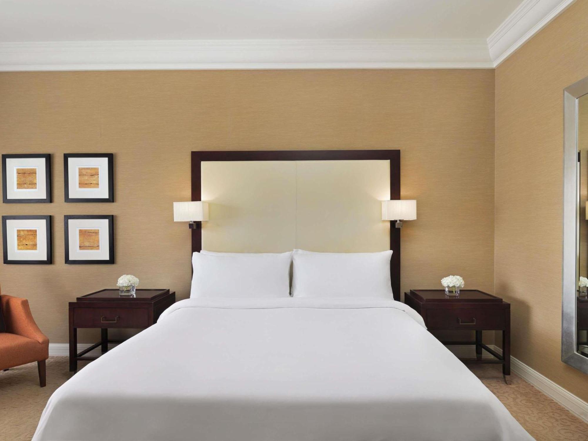 Classic King Room Daily Shuttle to DCC Mall Al Mamzar Beach