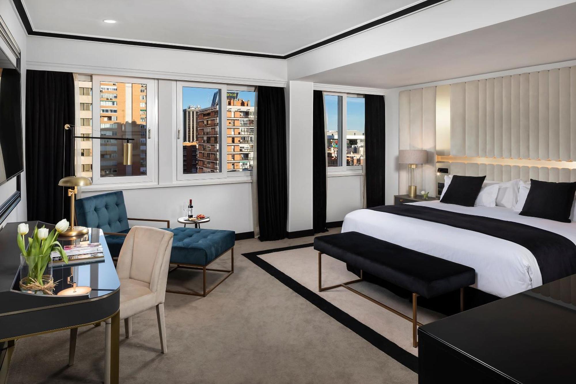 The Level Premium Room
