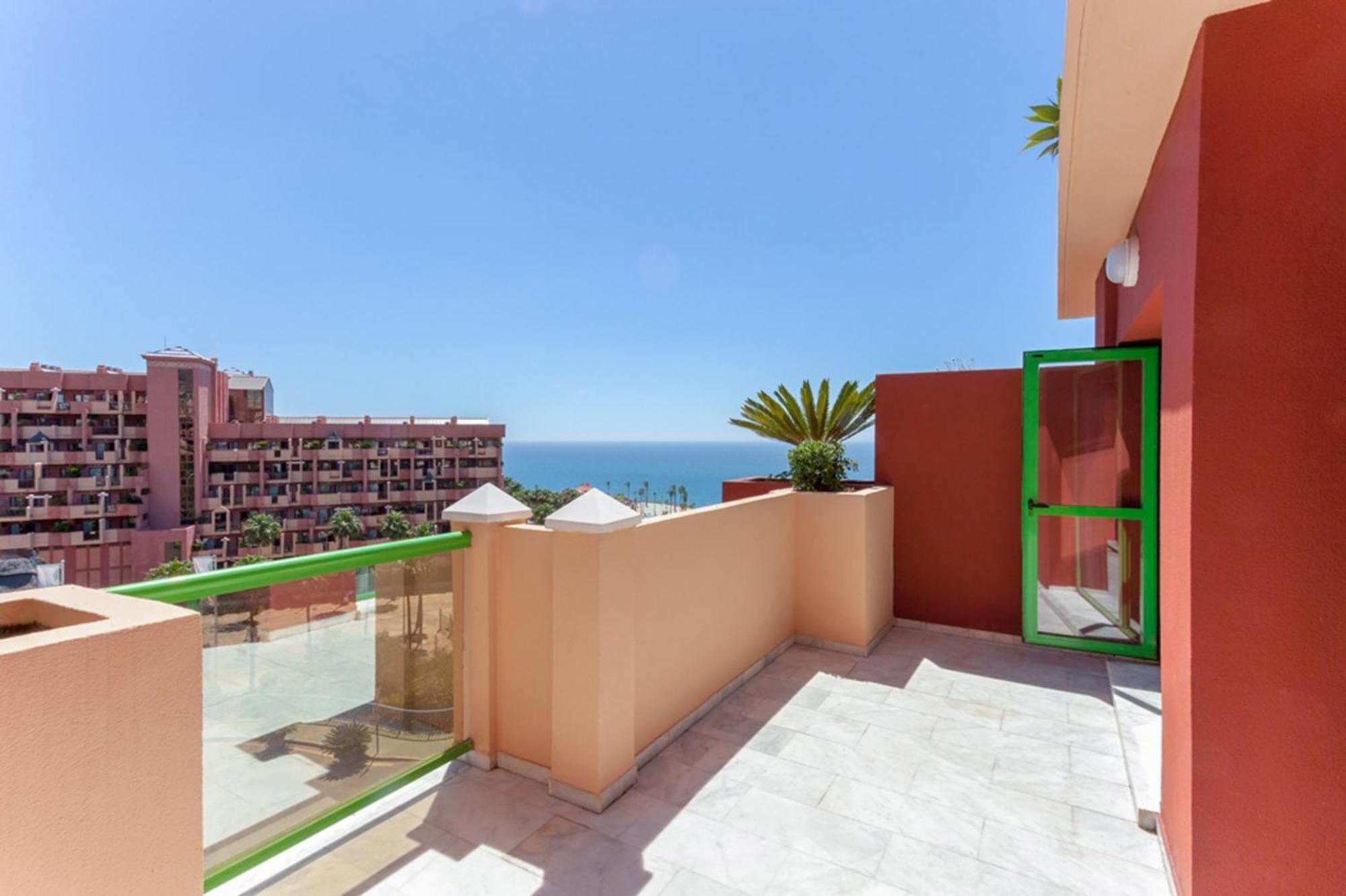 Junior Suite Side Sea View