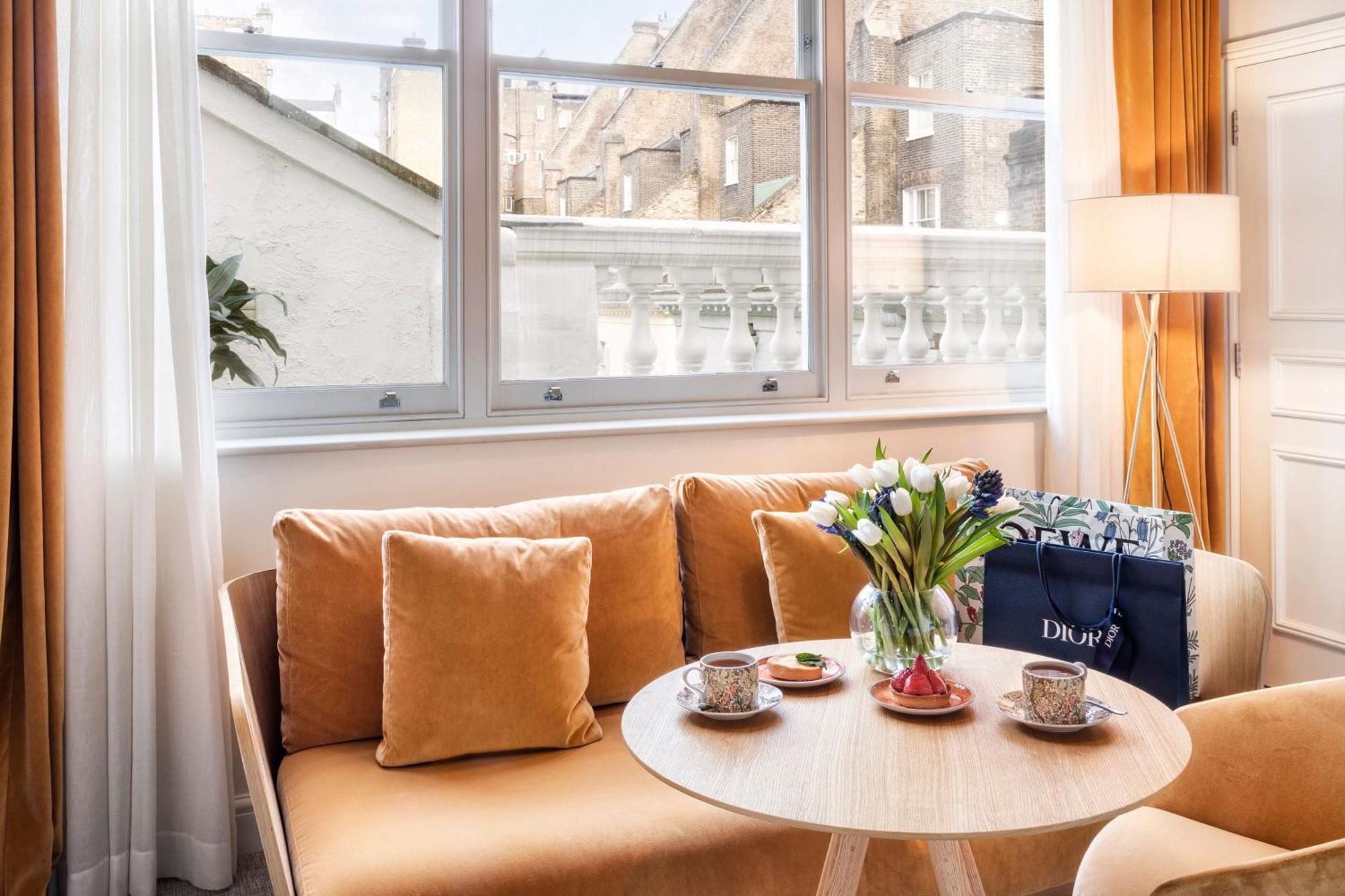 Honeysuckle Suite
