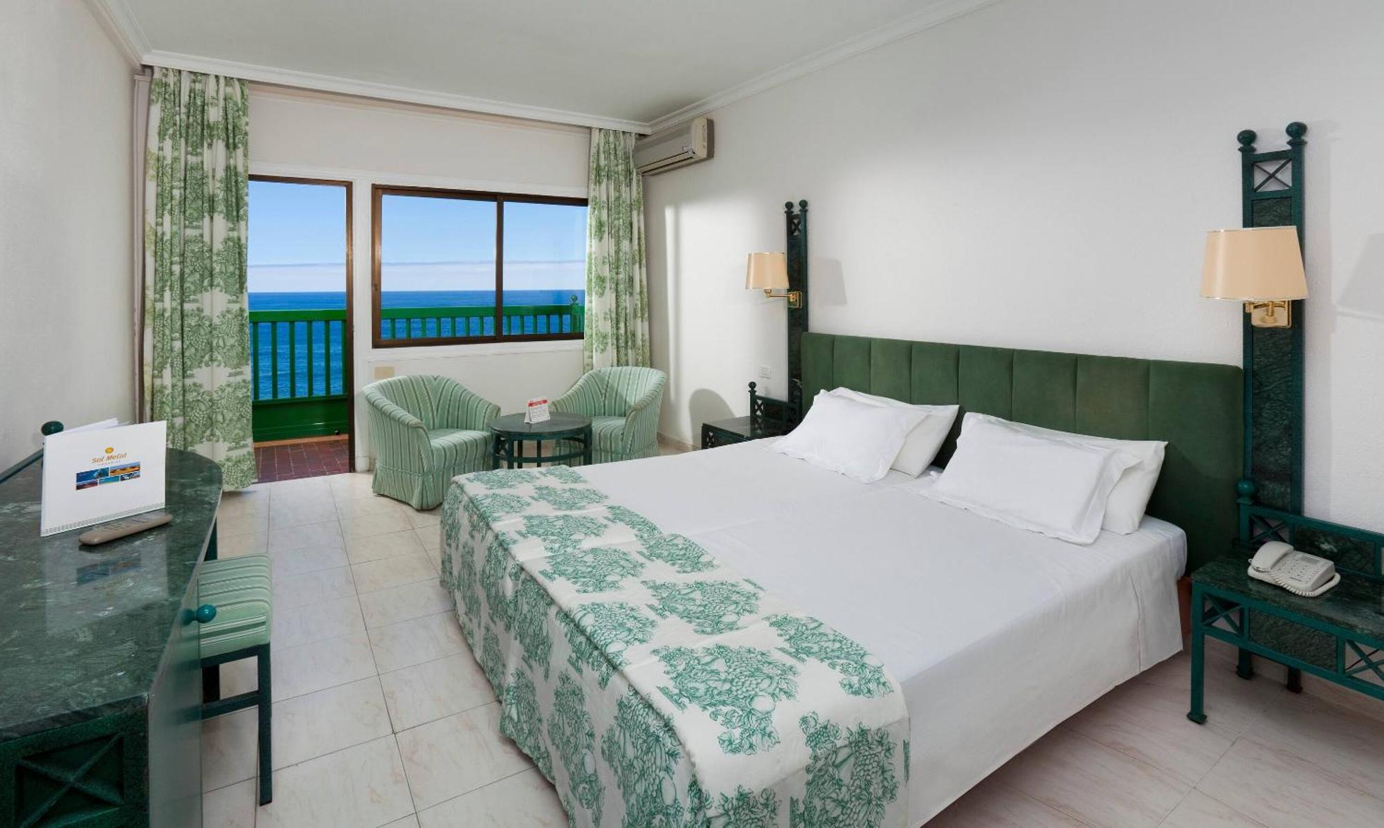 Sol Room Front Sea View