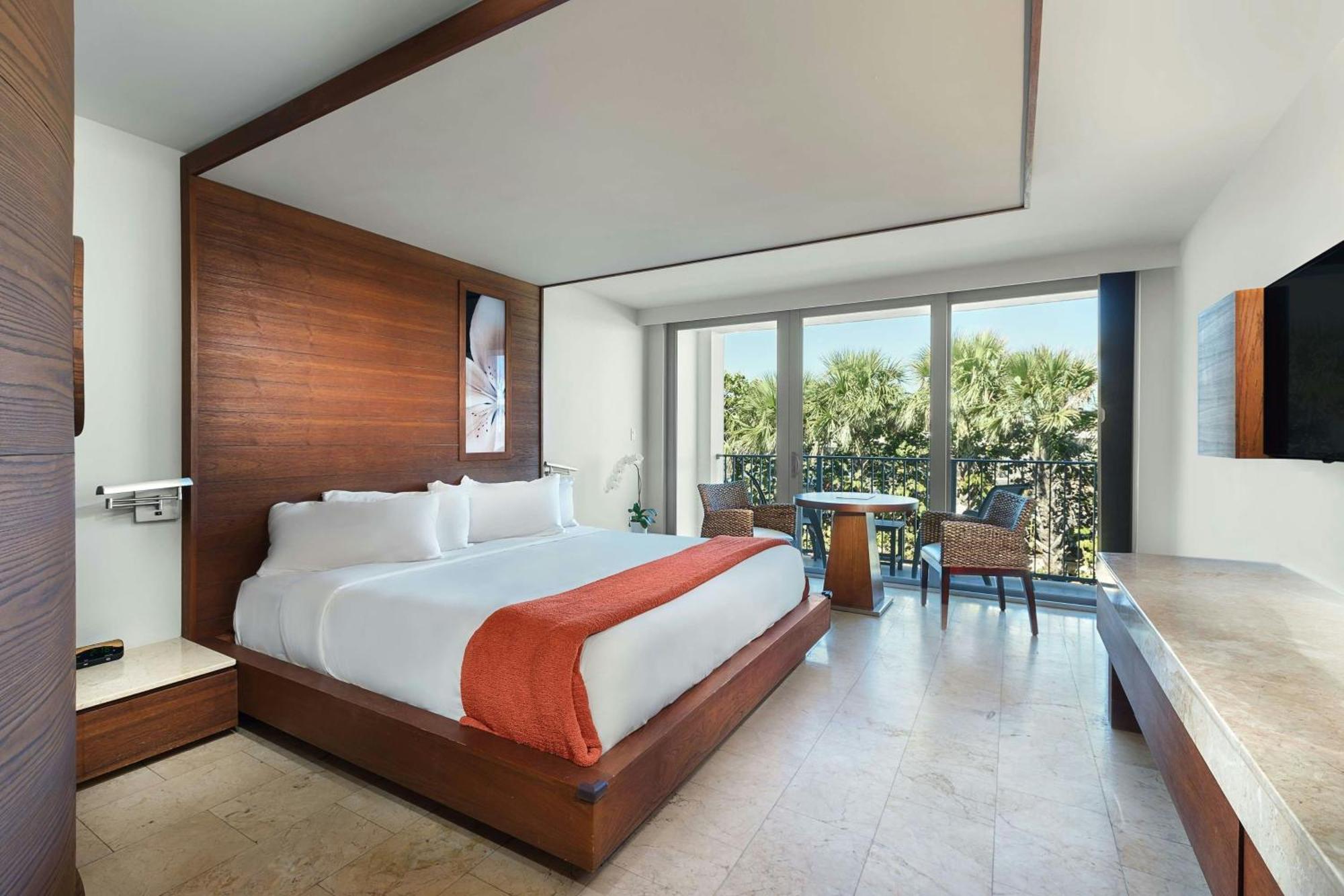 Modern King Room