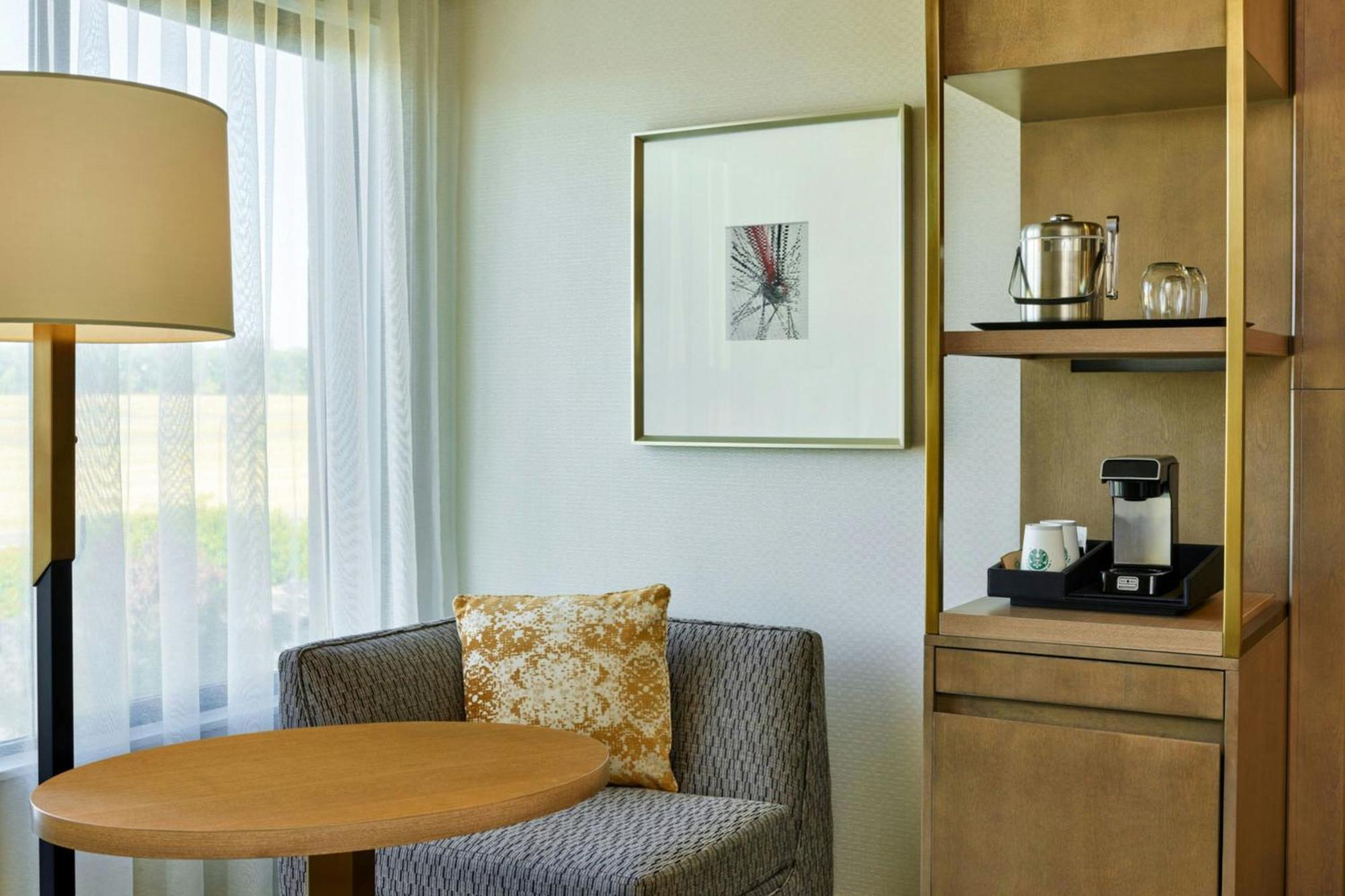 Guest Room 1 King