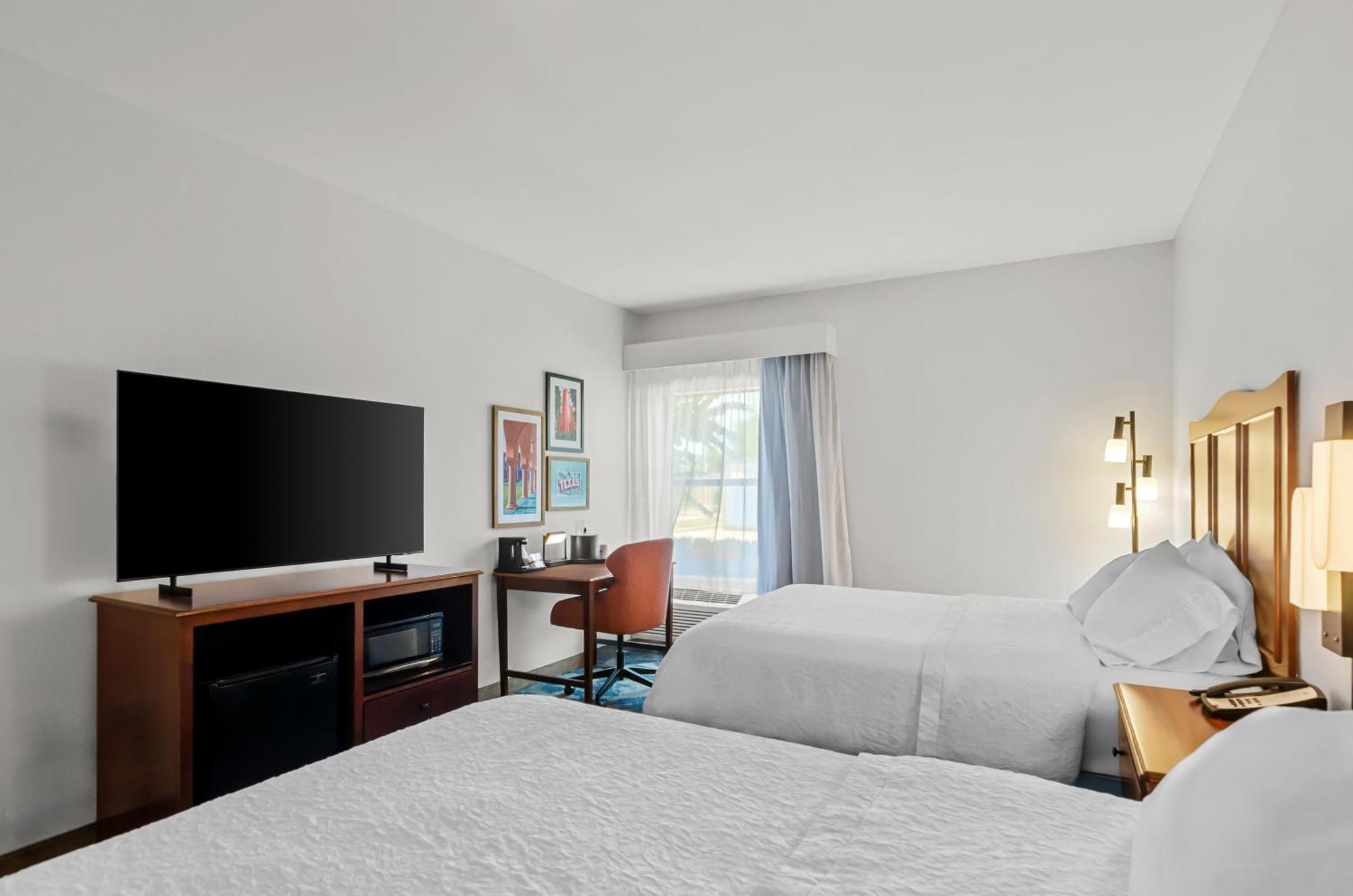 Queen Room Two Queen Beds Mobility Access or Non-Smoking