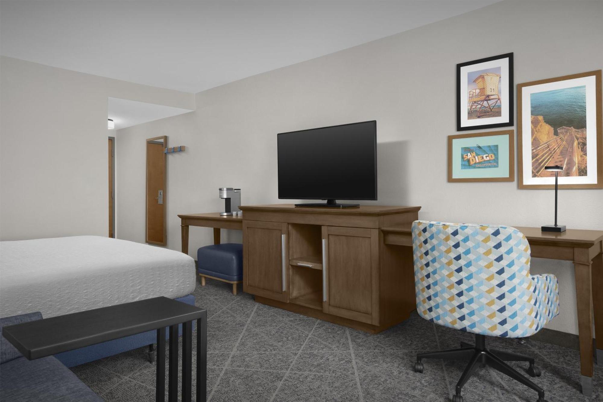 One-Bedroom King Suite Non-Smoking