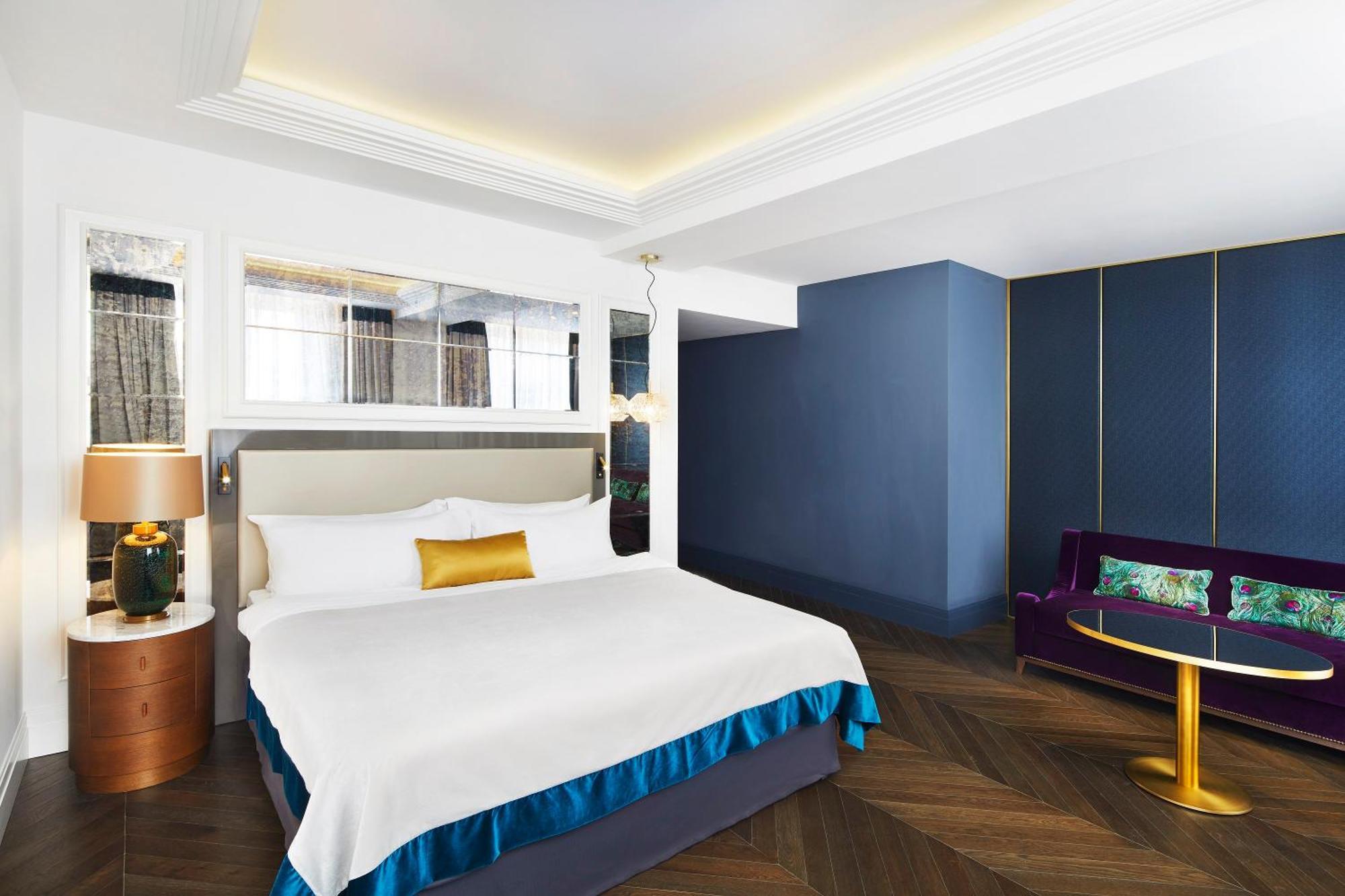 1 Bedroom Junior Suite 1 King bed City view