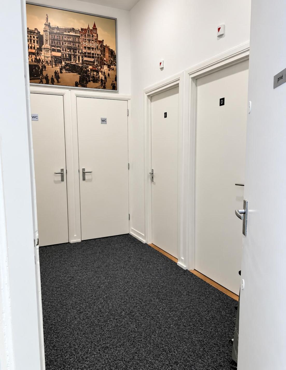 Twin Room Shower
