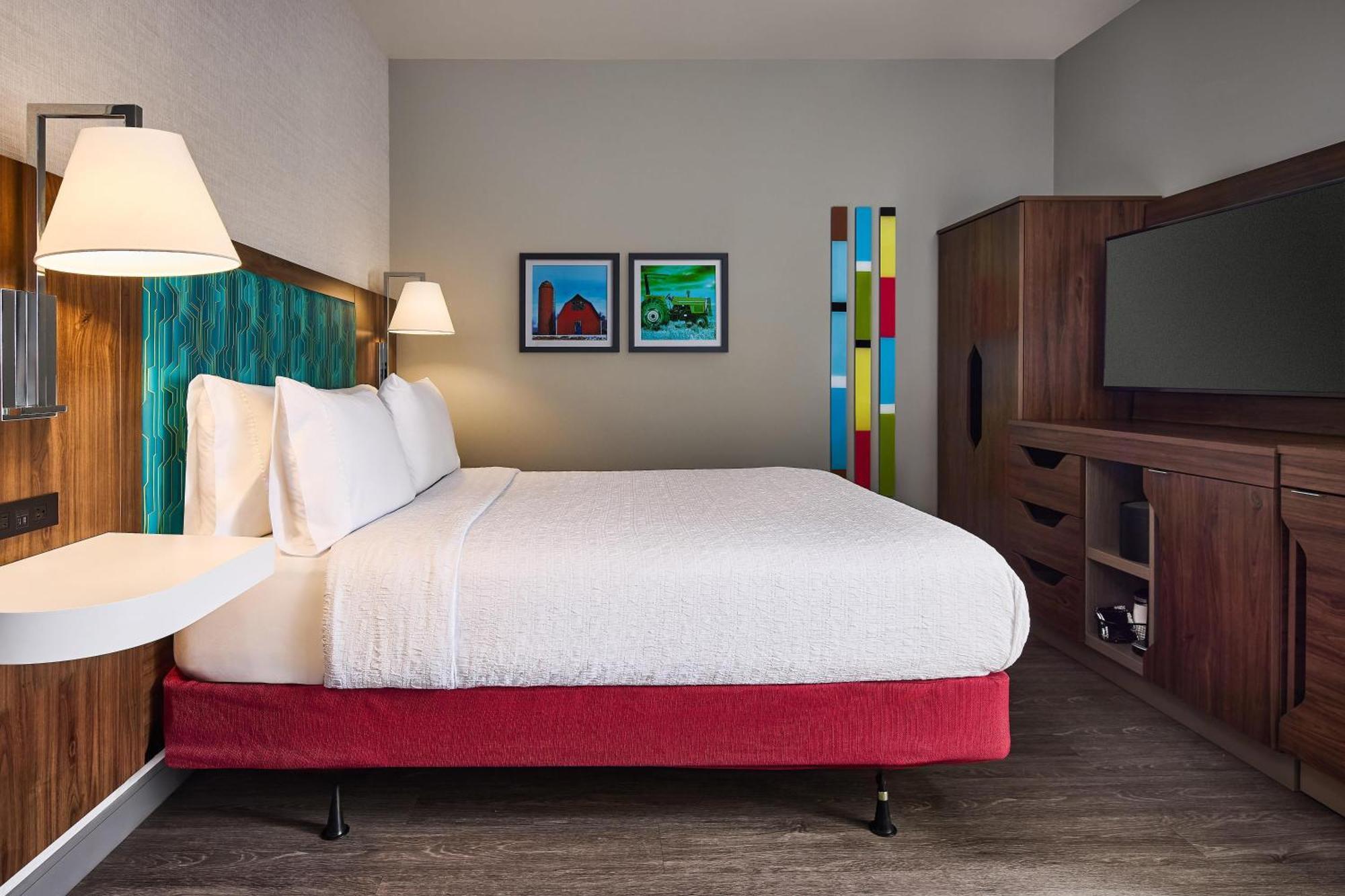 Queen Room