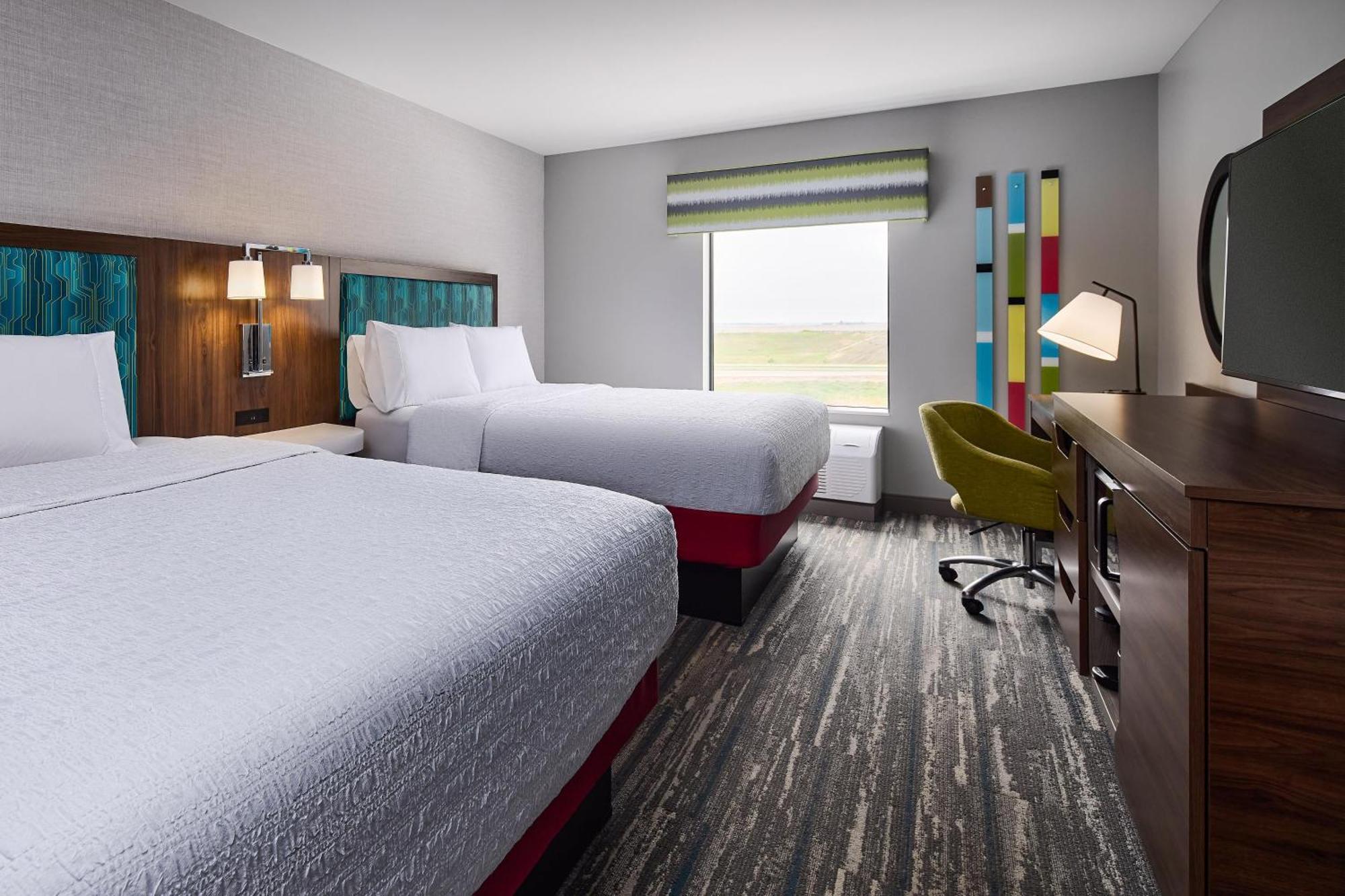 Queen Room Two Queen Beds Mobility Hearing Access or Non-Smoking