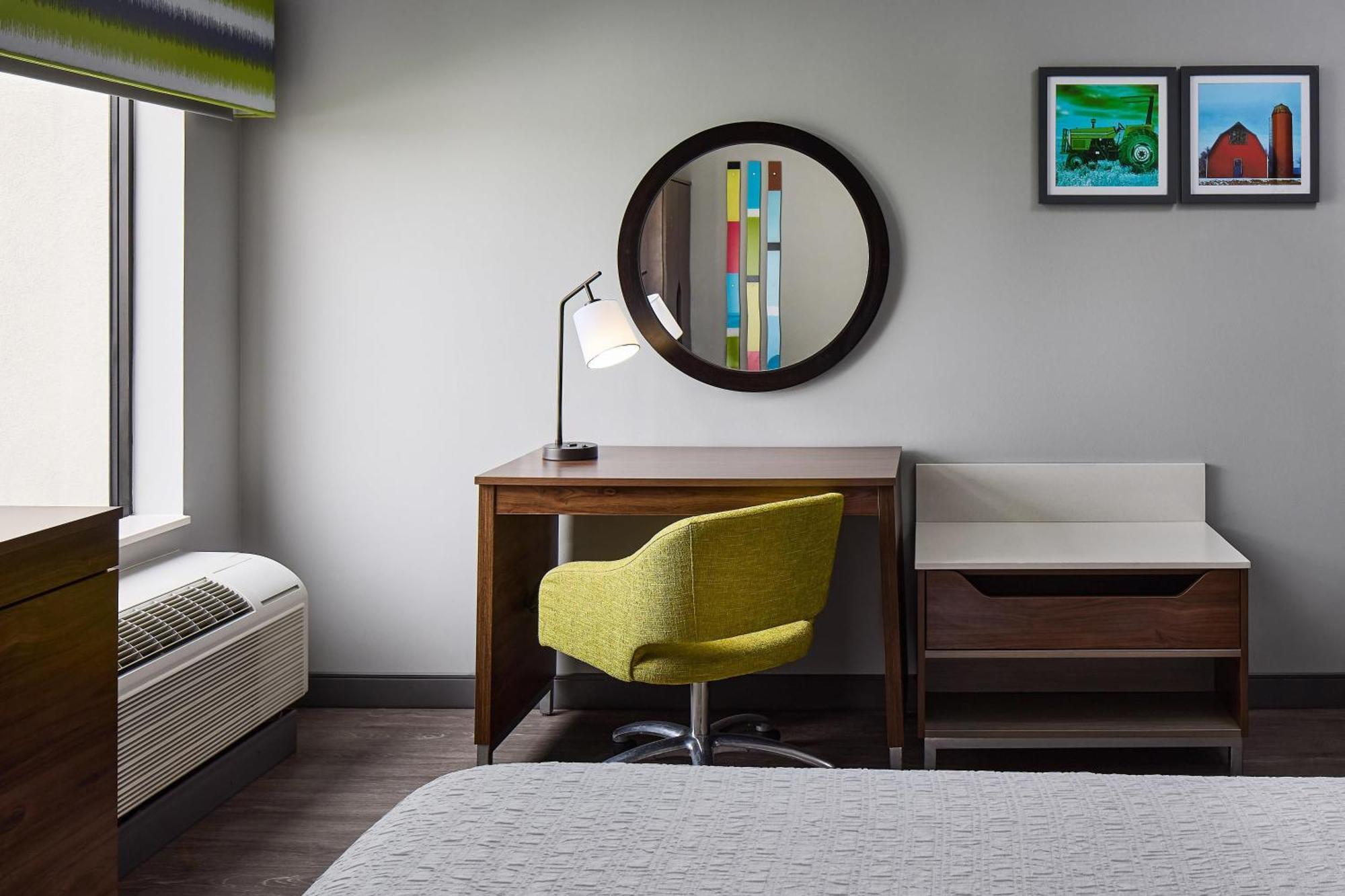 Queen Room