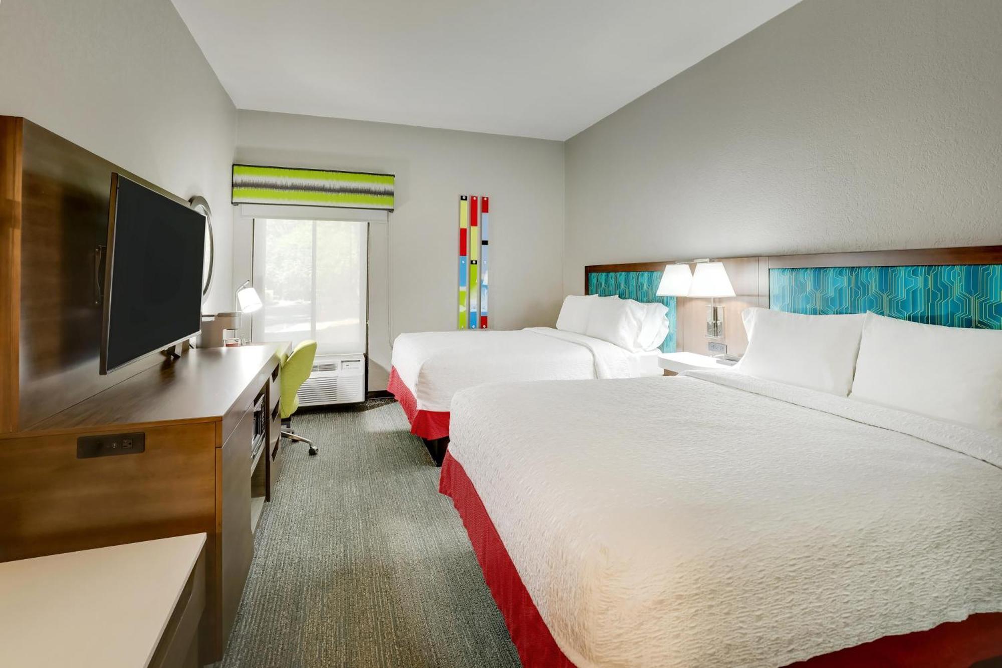 Queen Room Two Queen Beds