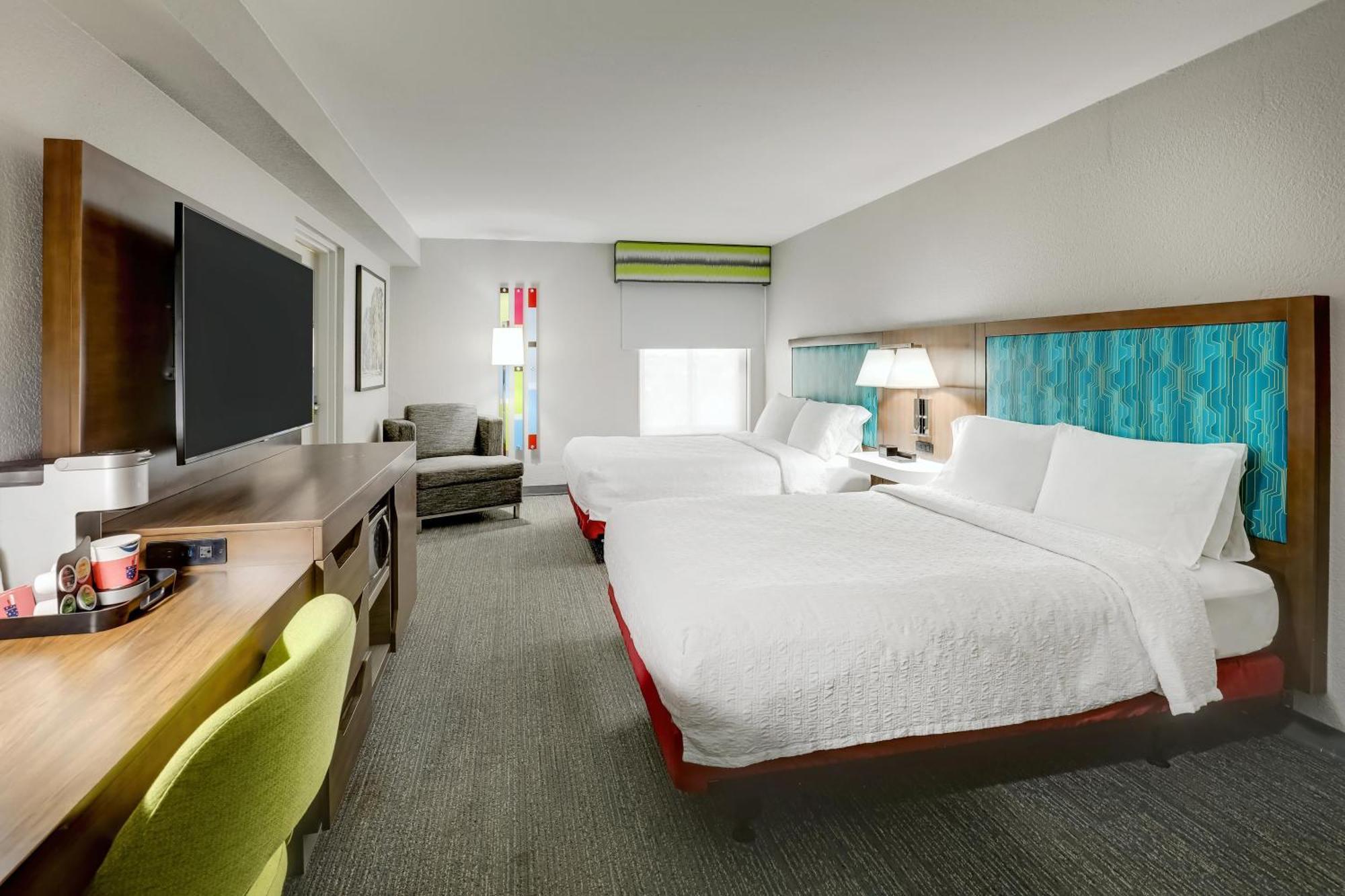 Queen Room Two Queen Beds Mobility Access or Non-Smoking