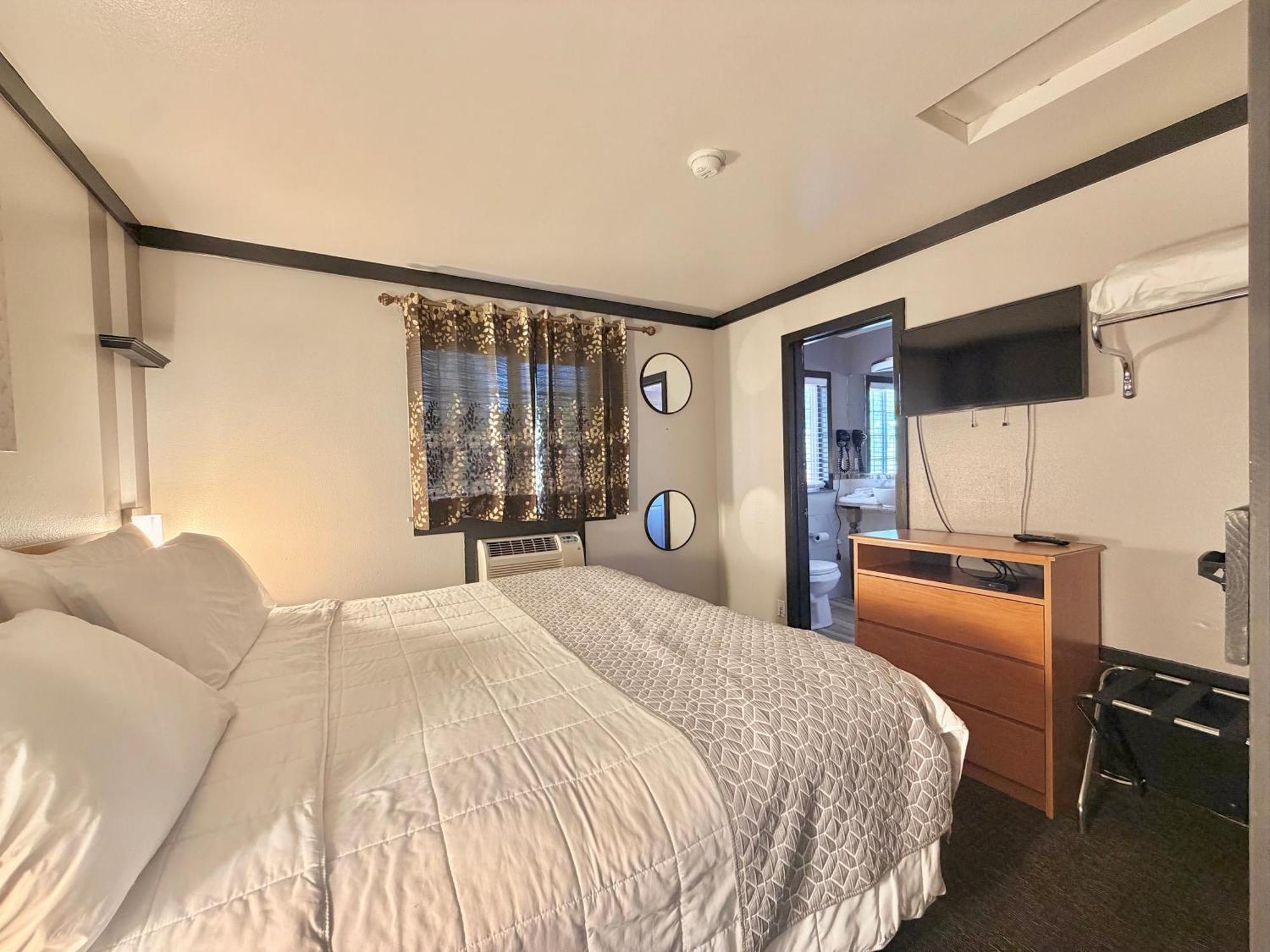 Broken Top King Spa Suite